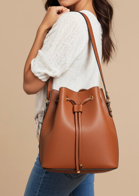 The Bucket Bag’s History & Comeback: Why This Style Never Fades