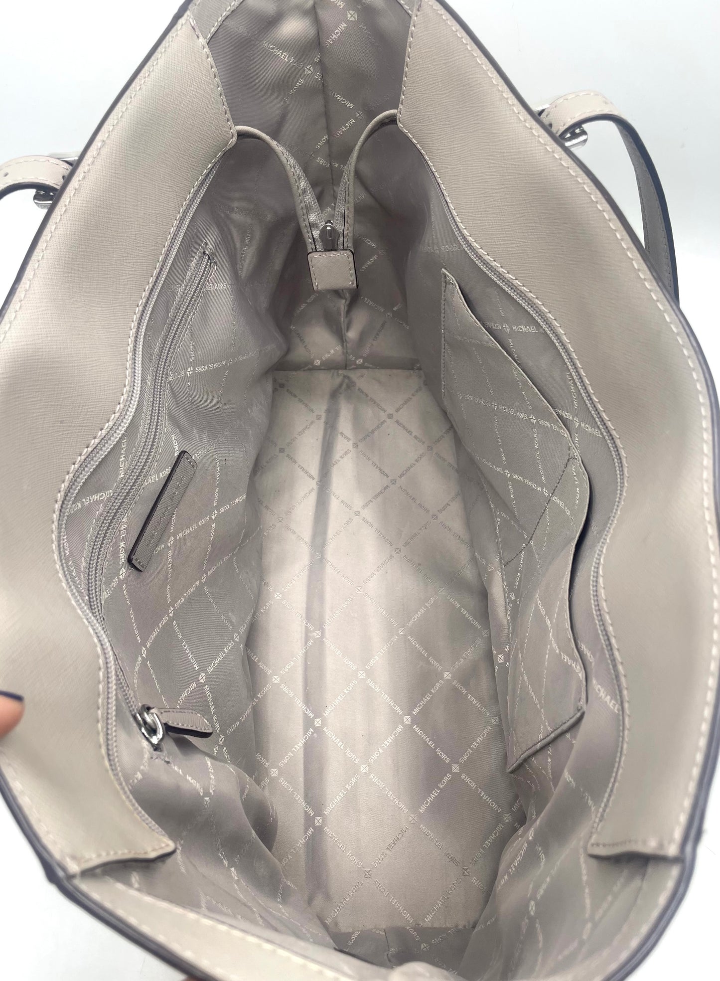 Michael Kors Gilly Large Drawstring Zip Tote