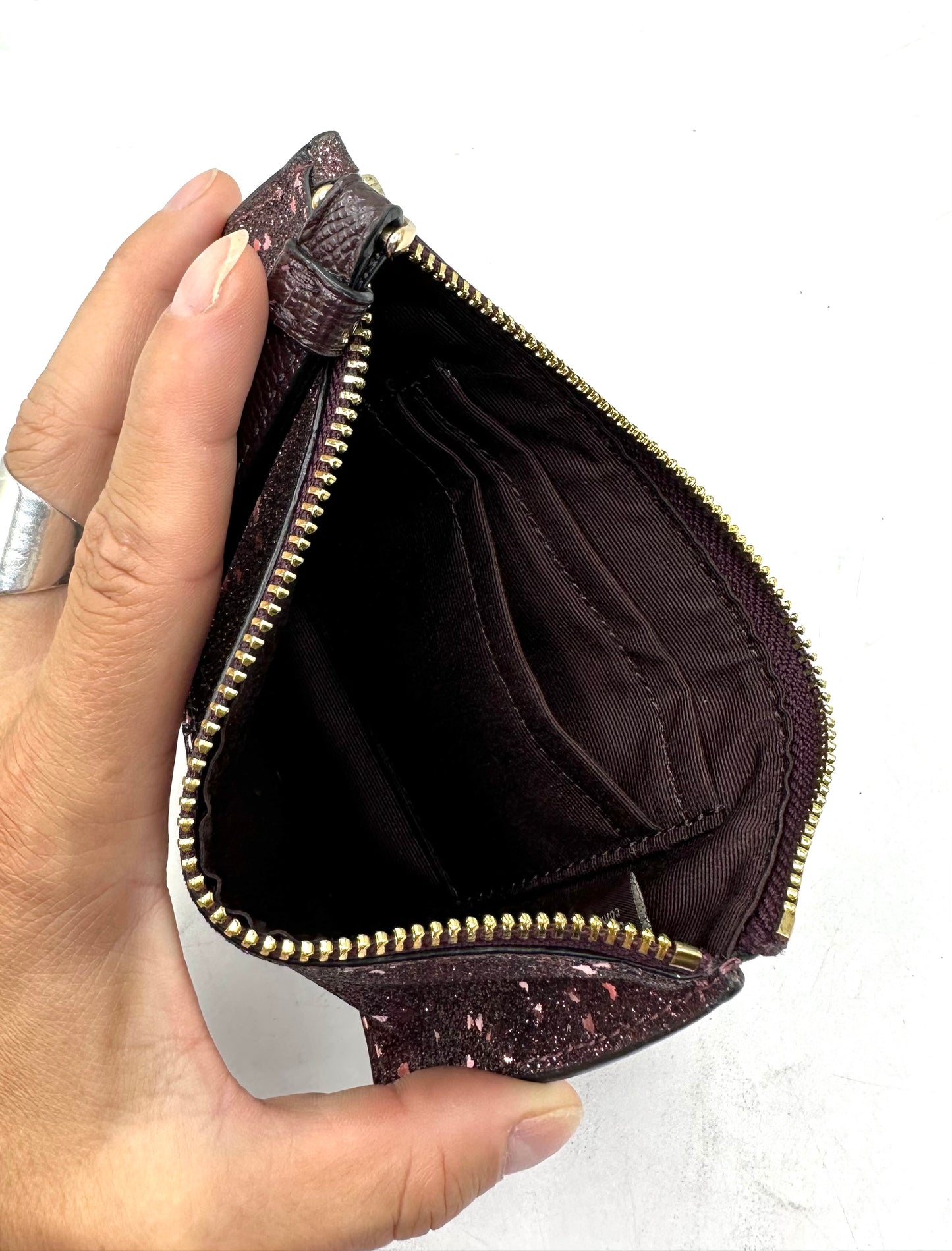 Coach Glitter Heart Wristlet – Burgundy