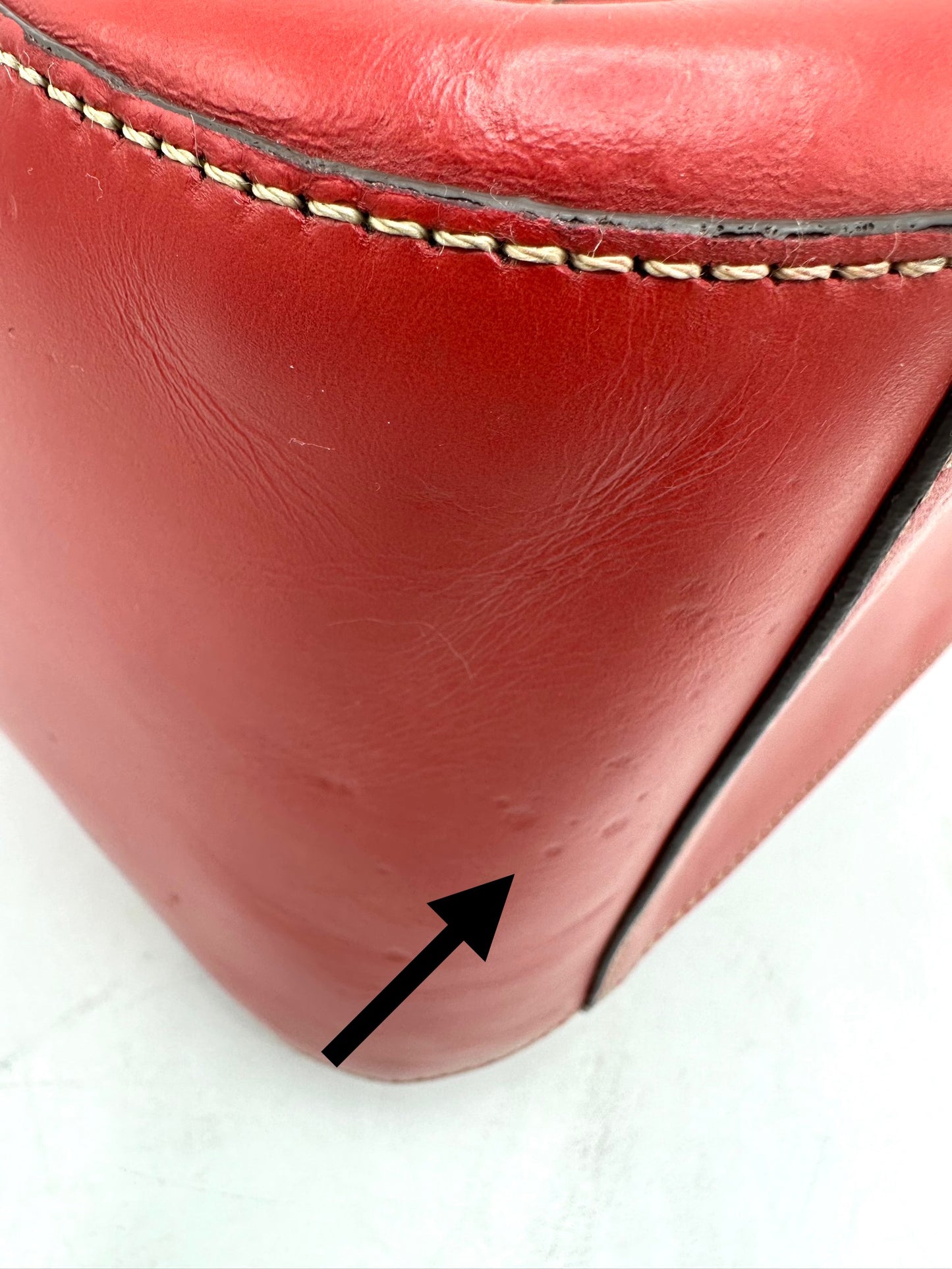 Dooney & Bourke Alto Small Camilla – Red Smooth Leather