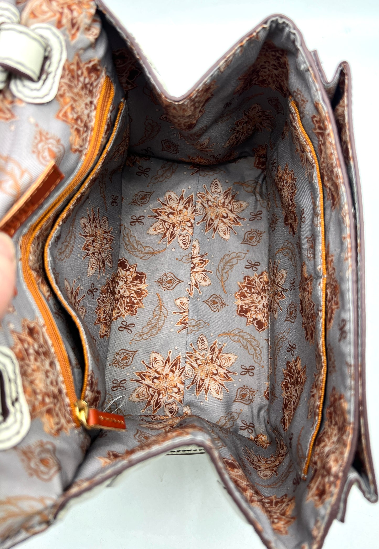 HOBO Meter Crossbody