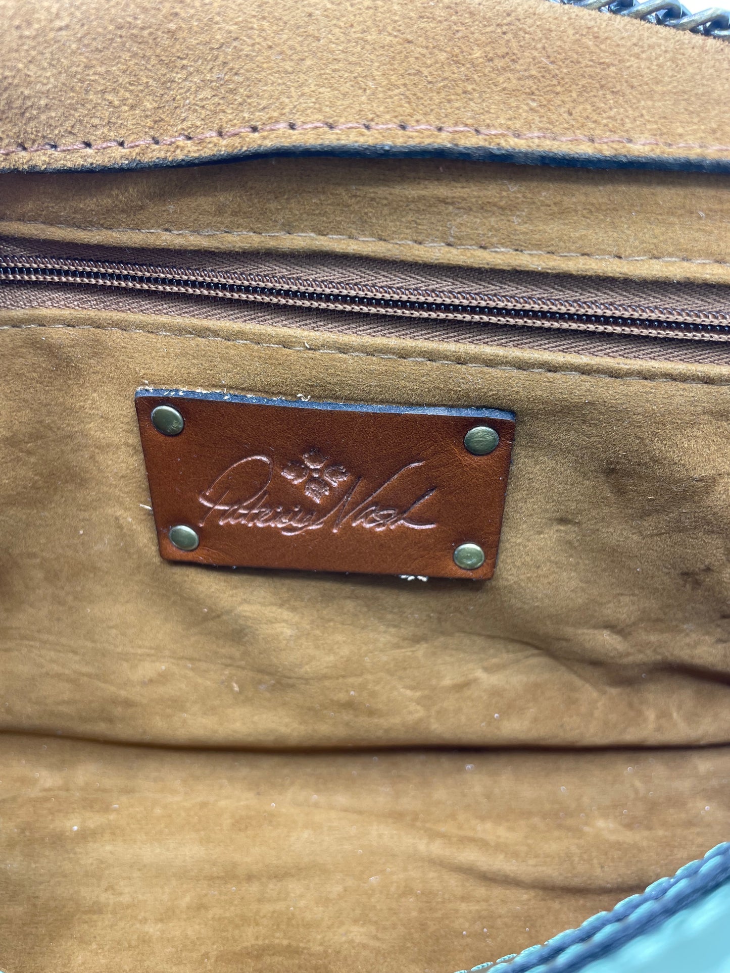 Patricia Nash Giada Filigree Chain Crossbody – Burnished Gold
