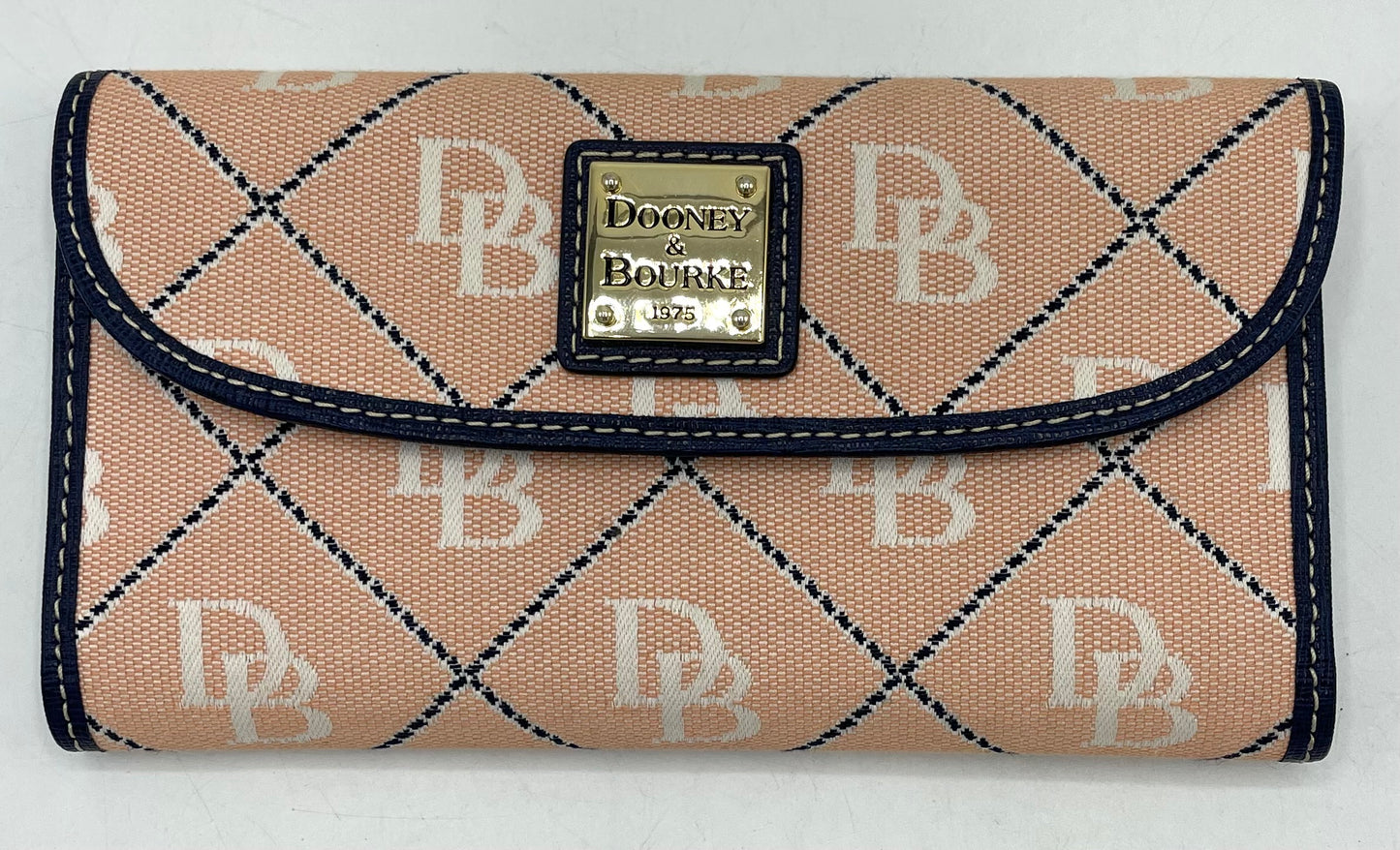 Dooney & Bourke Maxi Quilt Continental Wallet