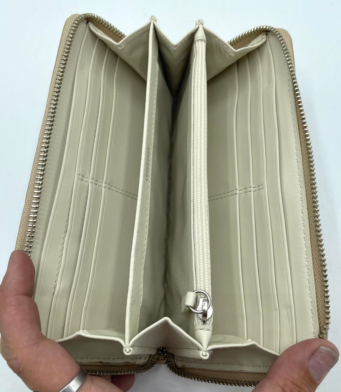 Coach Accordion Zip Wallet – Beige Iridescent Python with Pleating