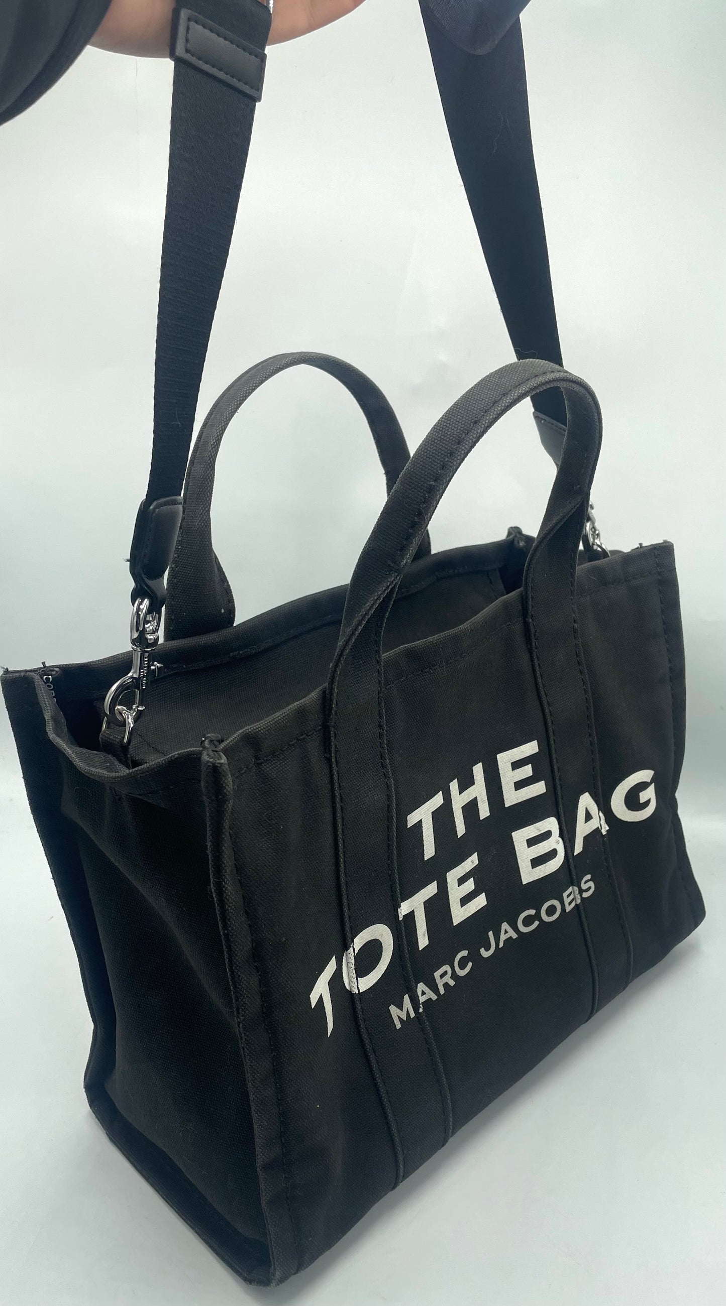 Marc Jacobs The Tote Bag * Medium