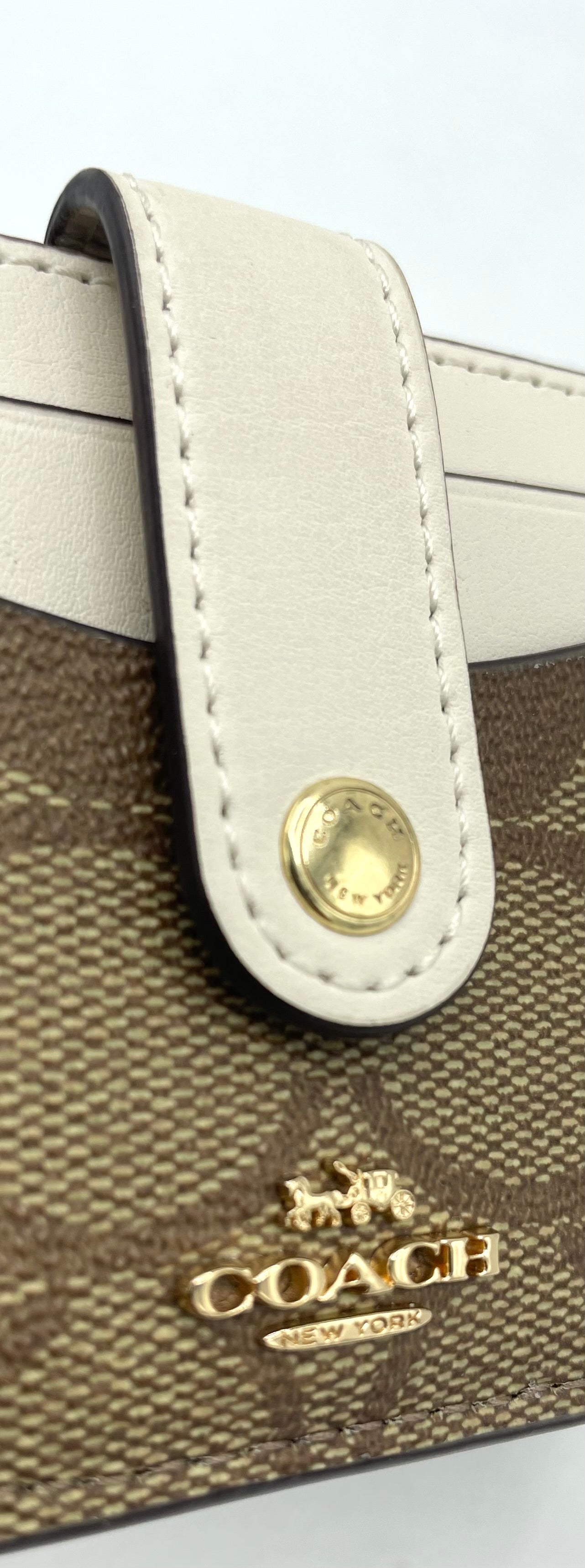 Coach Attachment Card Case – Khaki Signature Coated Canvas with Chalk