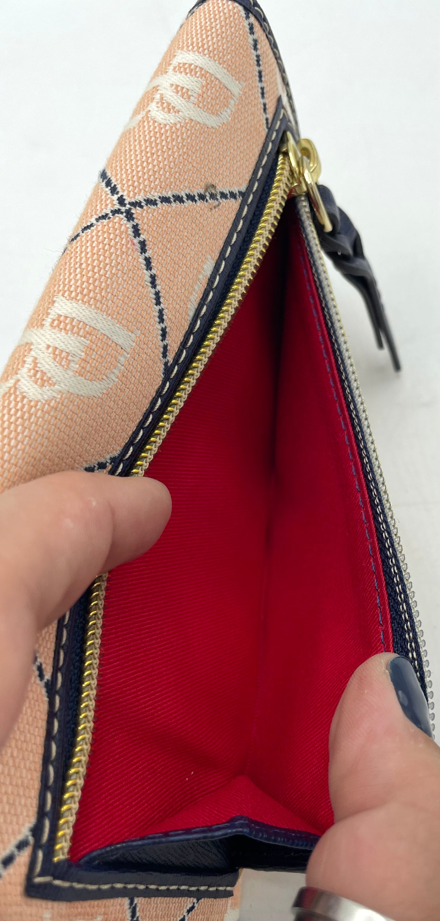 Dooney & Bourke Maxi Quilt Continental Wallet