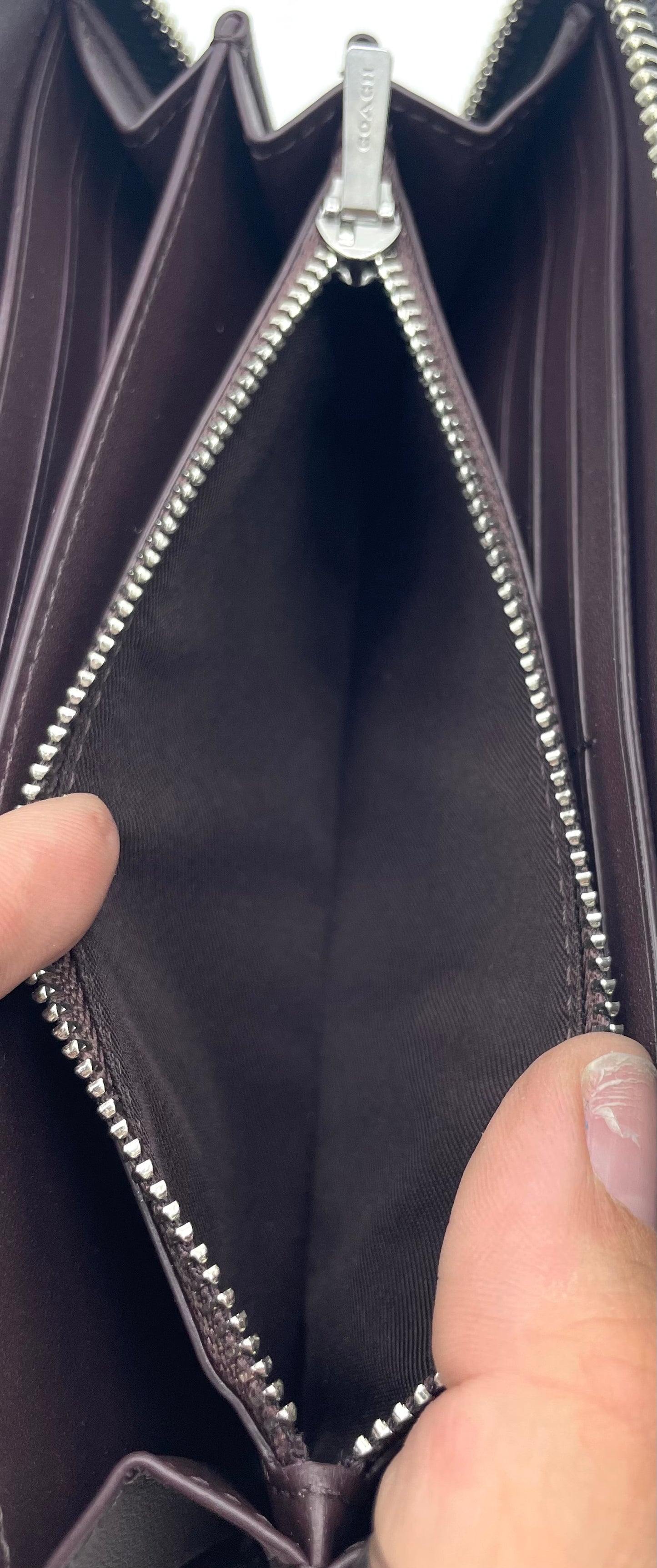 Coach Long Zip Around Wallet - Black
