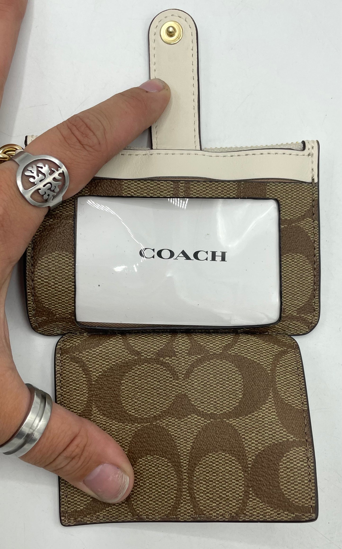 Coach Attachment Card Case – Khaki Signature Coated Canvas with Chalk