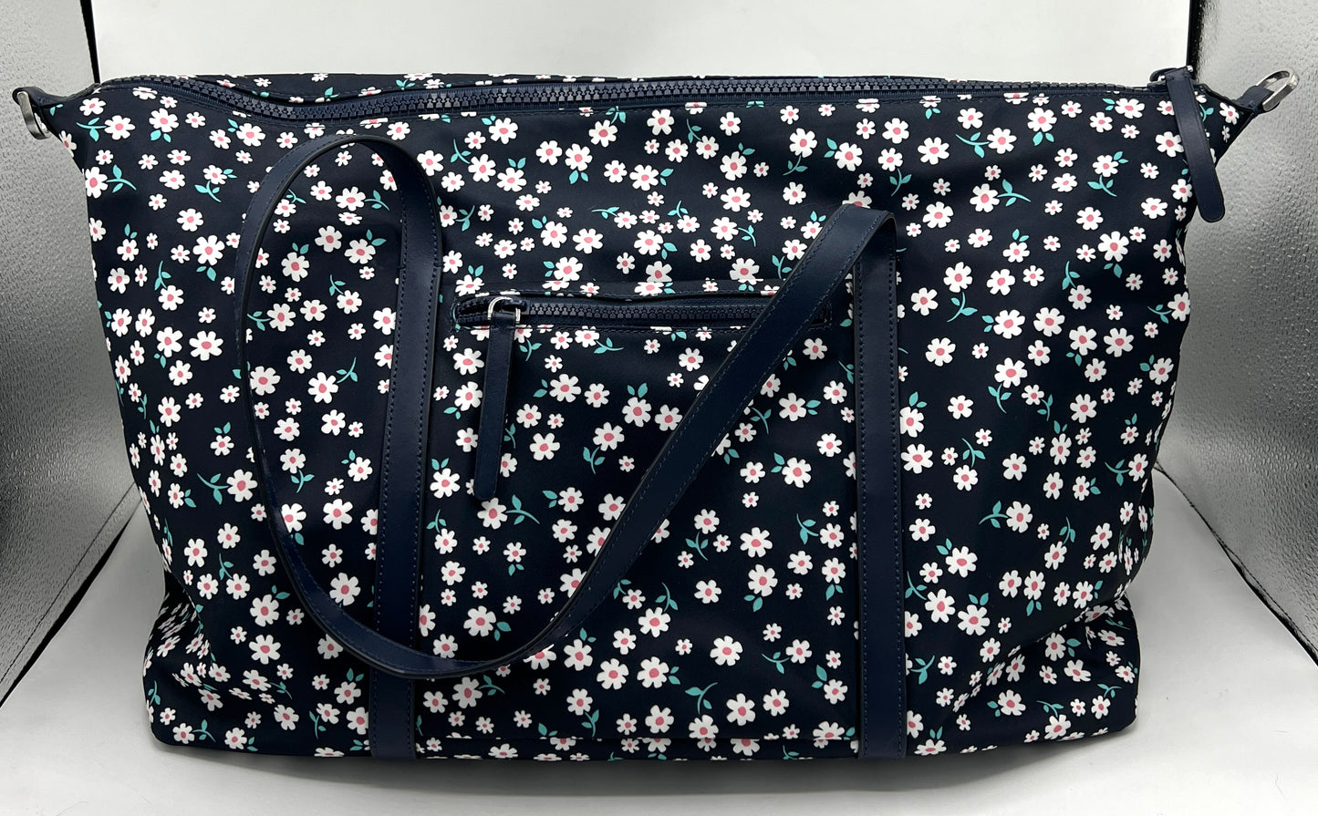Kate Spade Jae Weekender Tote