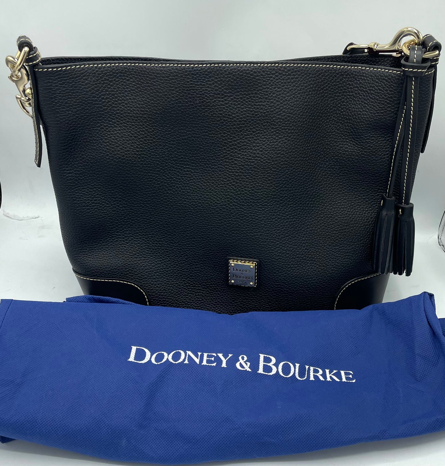 Dooney & Bourke Pebble Grain Large Sac