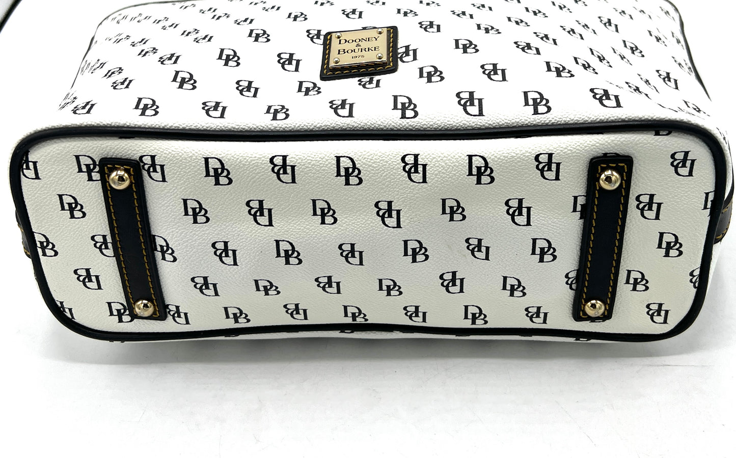 Dooney & Bourke Gretta Leisure Shopper Tote – White with Black Signature Monogram