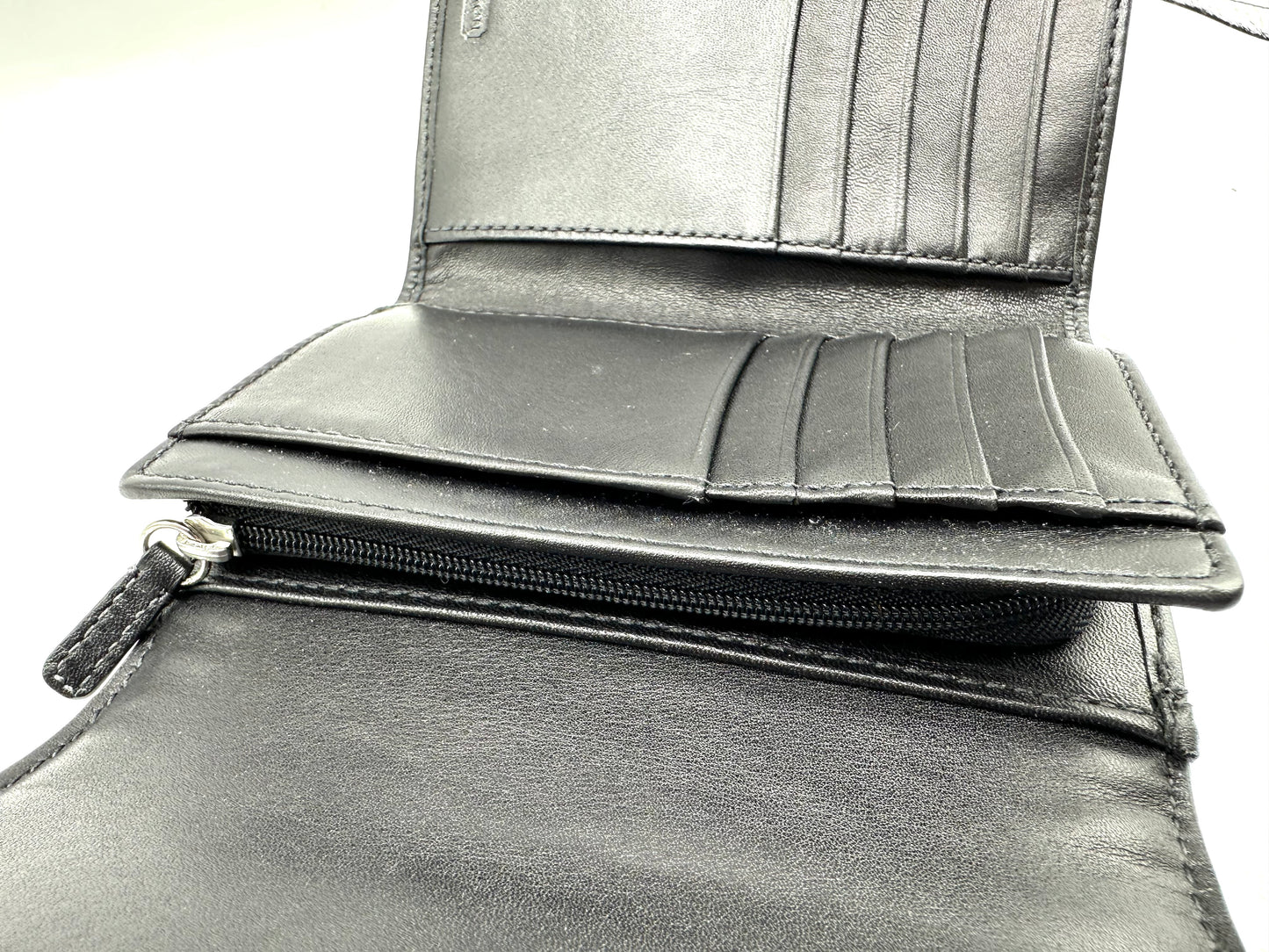 Coach Classic Tri-Fold Small Wallet – Black/Gray Signature C Canvas