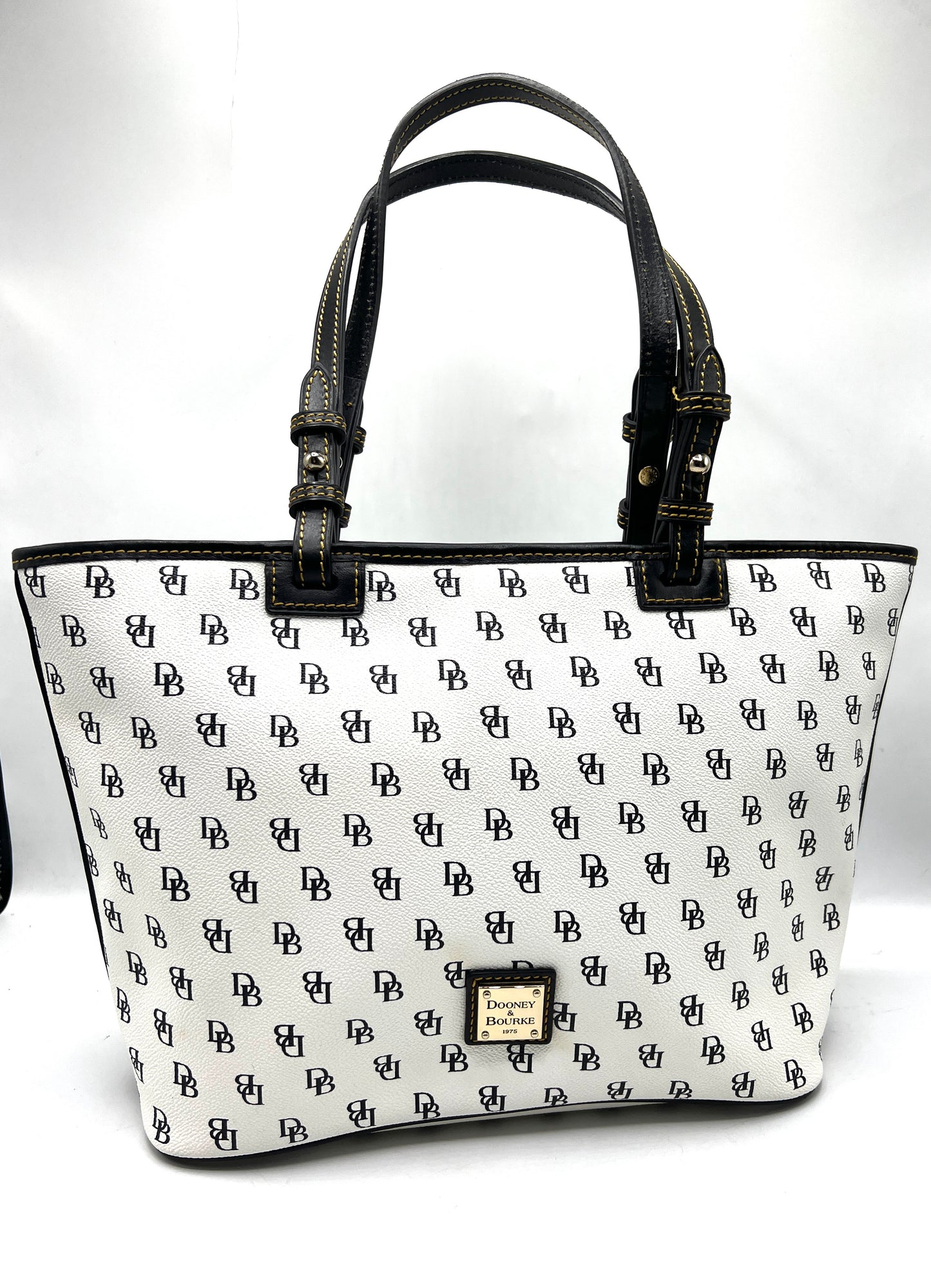 Dooney & Bourke Gretta Leisure Shopper Tote – White with Black Signature Monogram