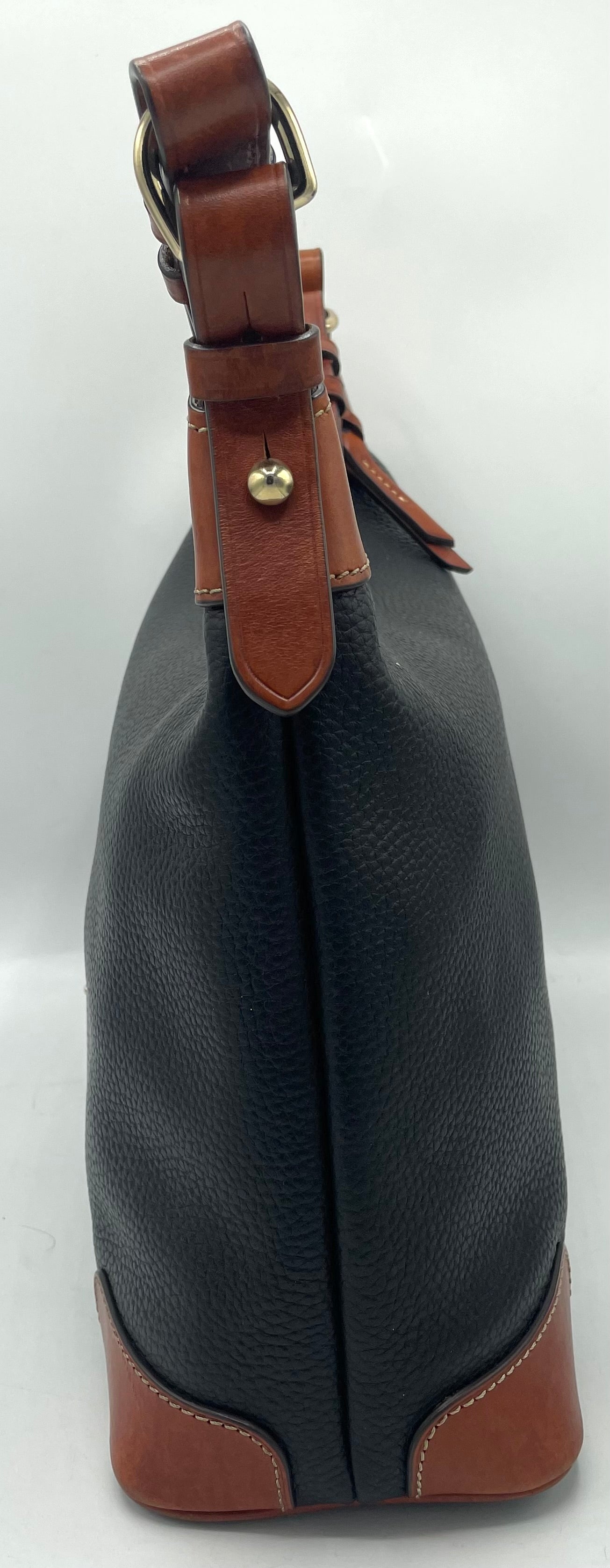 Dooney & Bourke Pebble Grain Hobo