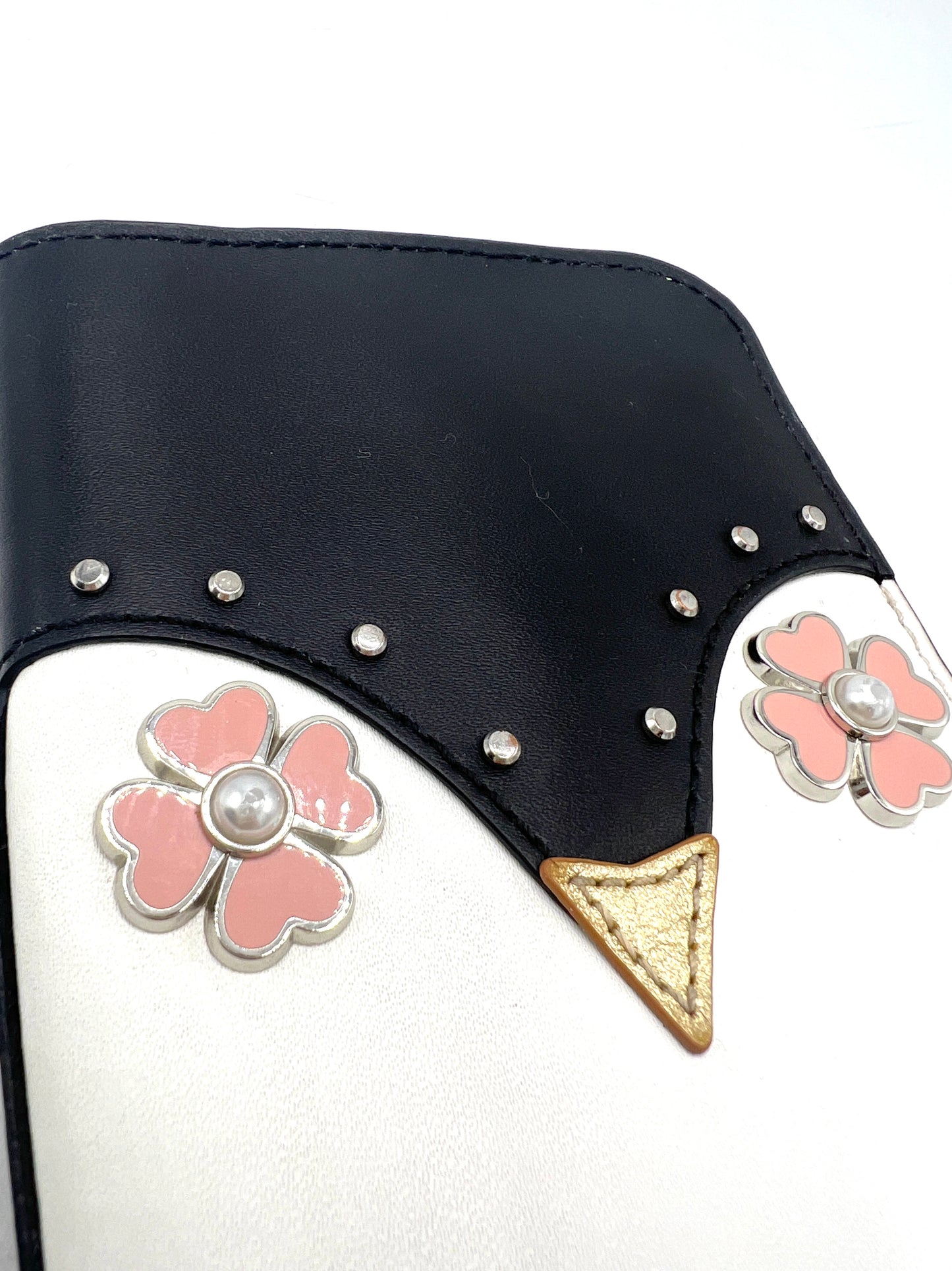 Kate Spade Frosty Penguin Passport Holder – WLRU5750