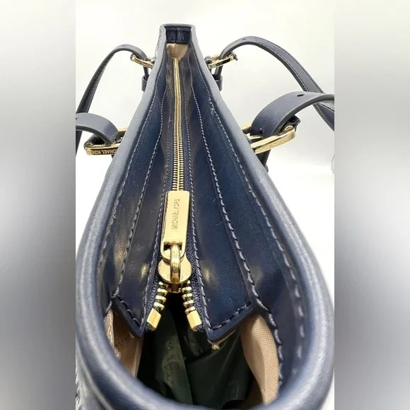 Michael Kors Large Aria Tote