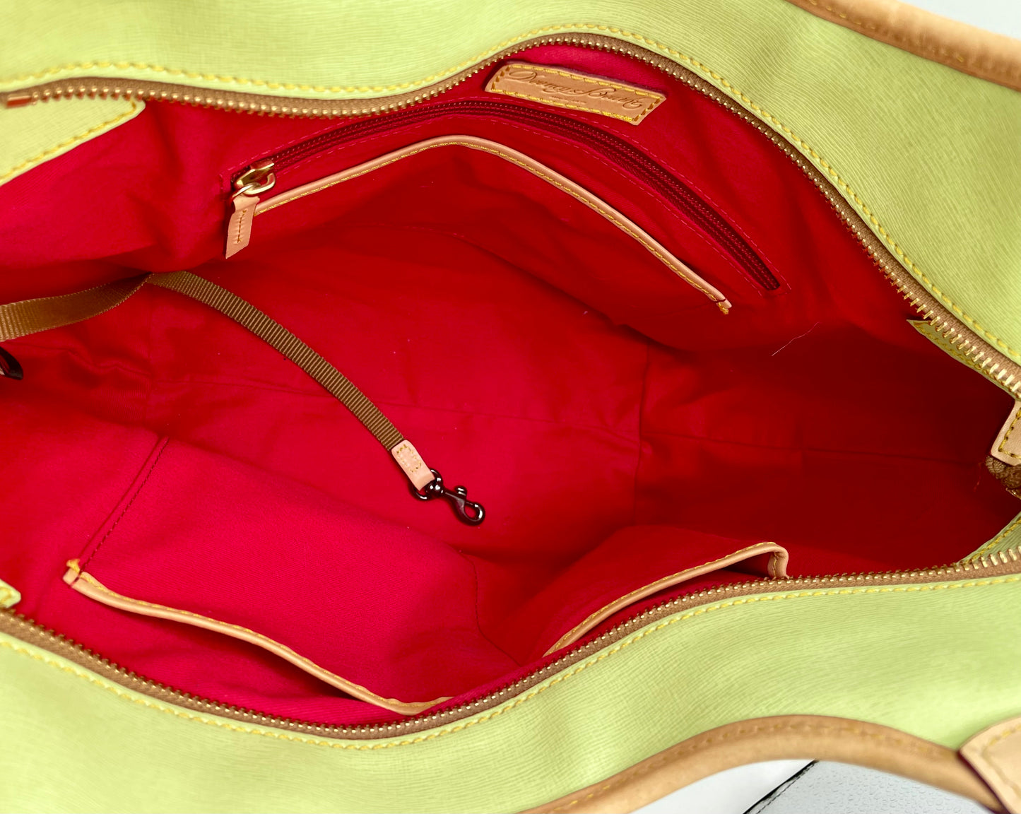 Dooney & Bourke Maddie Tote – Saffiano Leather in Bright Green