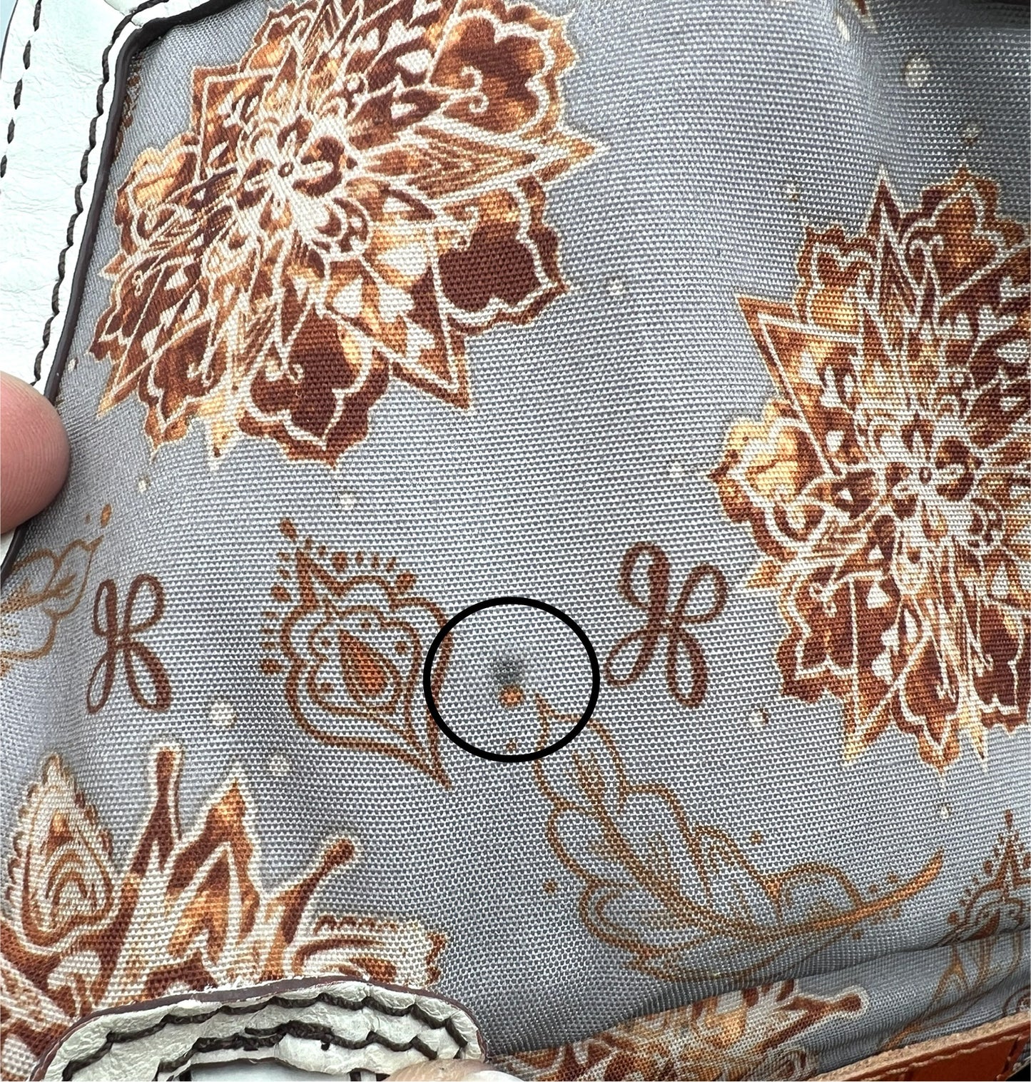 HOBO Meter Crossbody