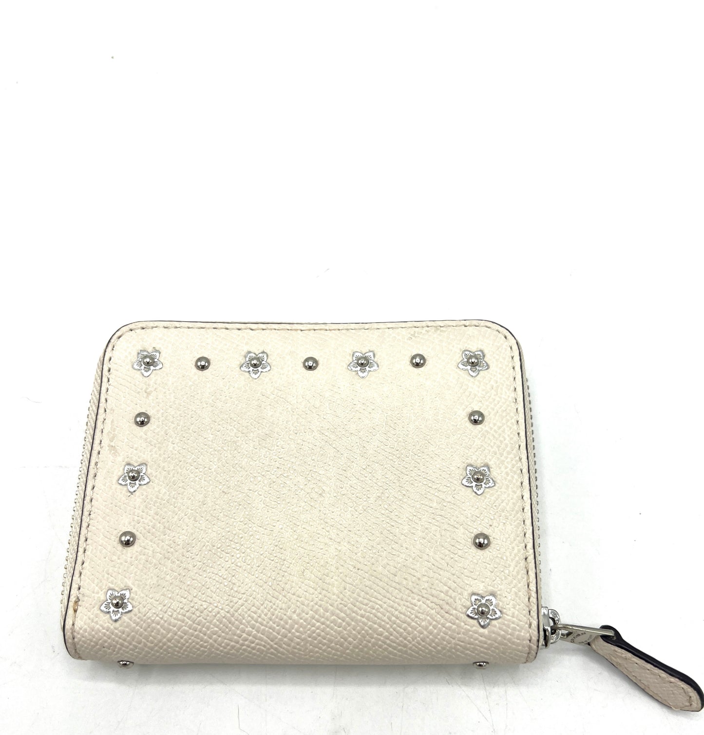 Coach Flower Rivets Small Zip Around Wallet – Off-White Leather