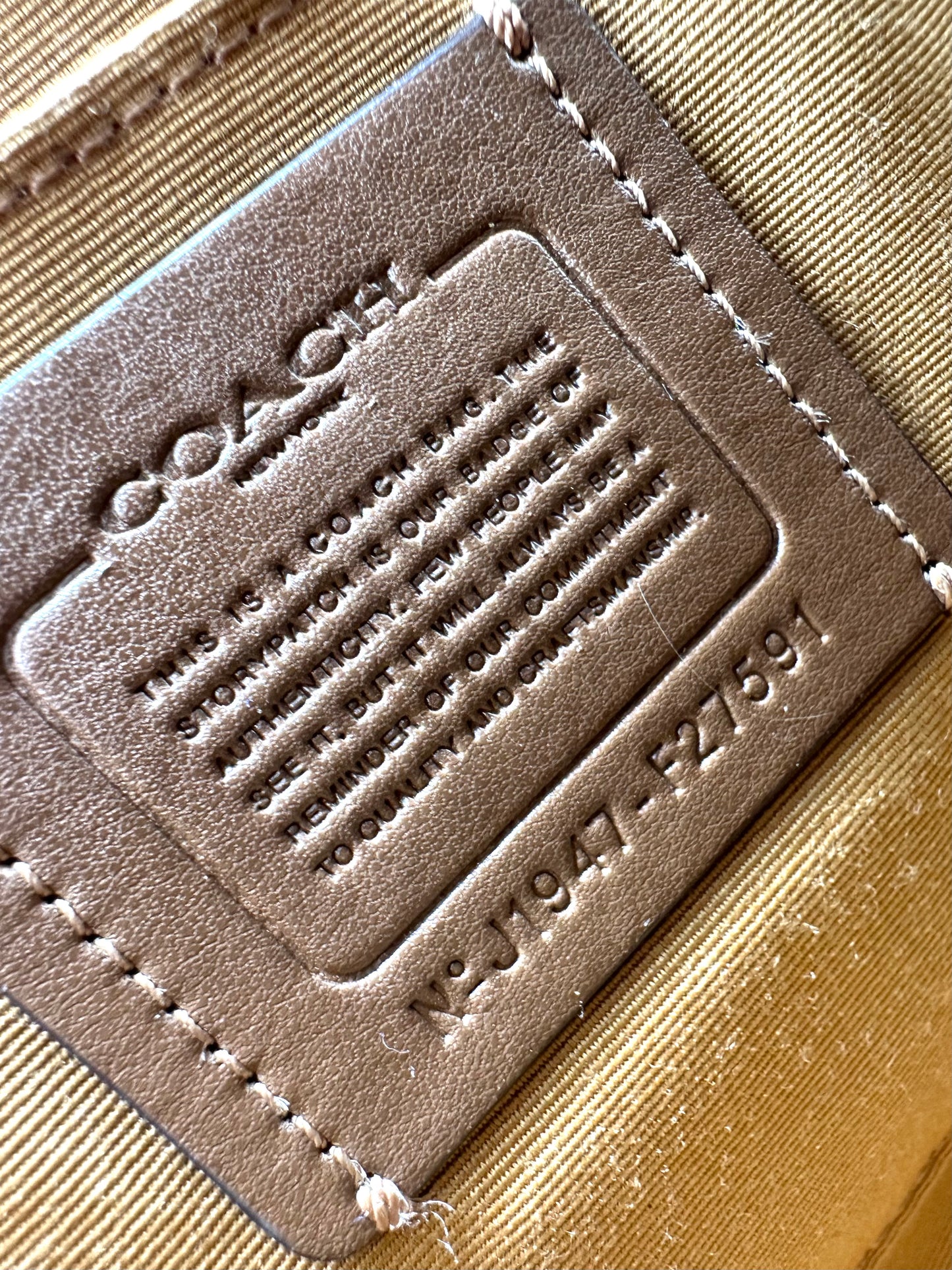 Coach Mini Sierra Satchel – Crossgrain Leather (Blossom / Chalk)