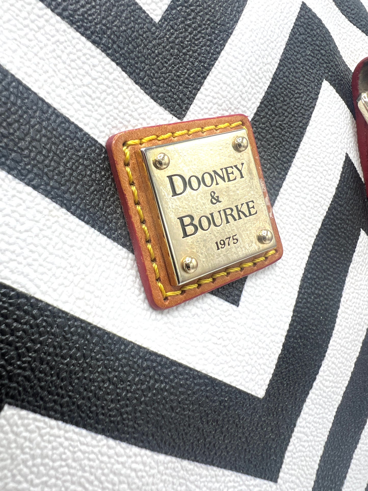 Dooney & Bourke Black & White Chevron Tote – Style FC521
