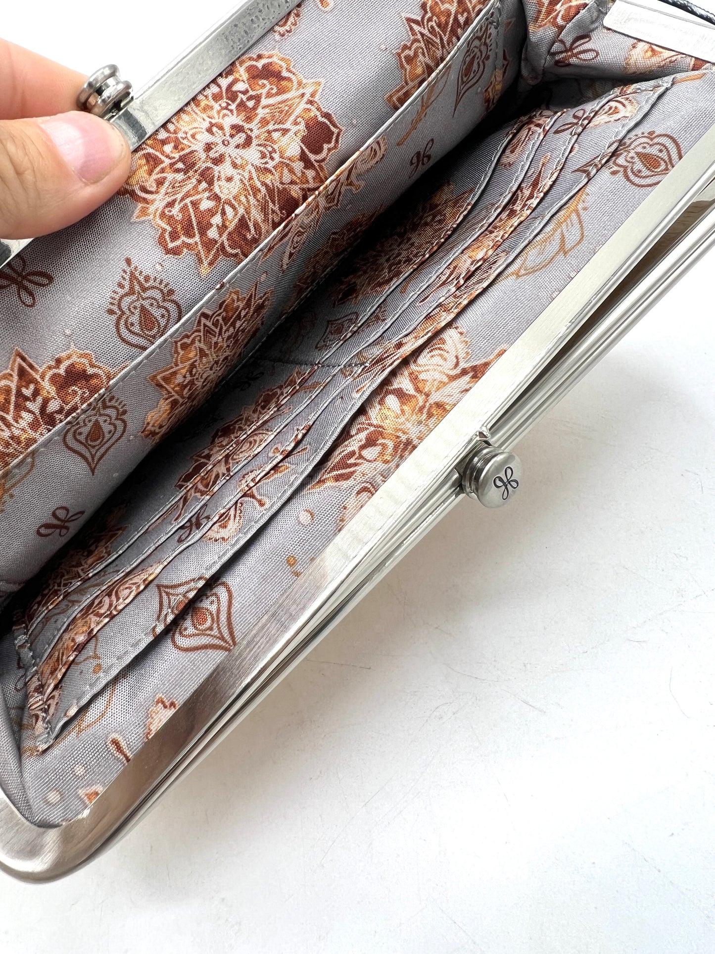 HOBO Lauren Clutch Wallet – Sun Glow