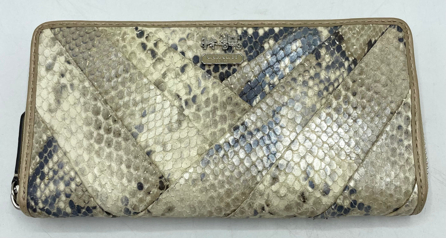 Coach Accordion Zip Wallet – Beige Iridescent Python with Pleating