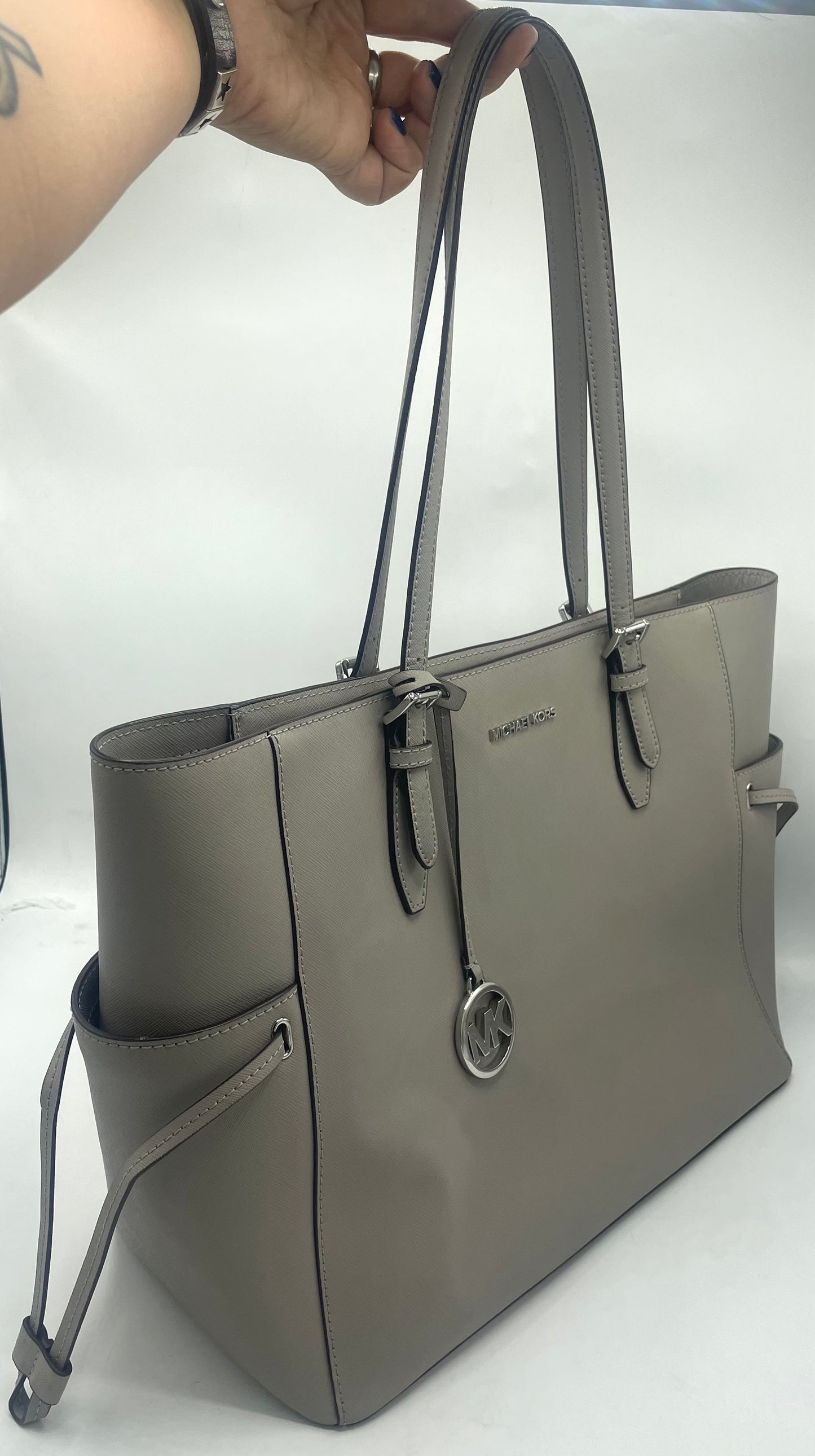 Michael Kors Gilly Large Drawstring Zip Tote