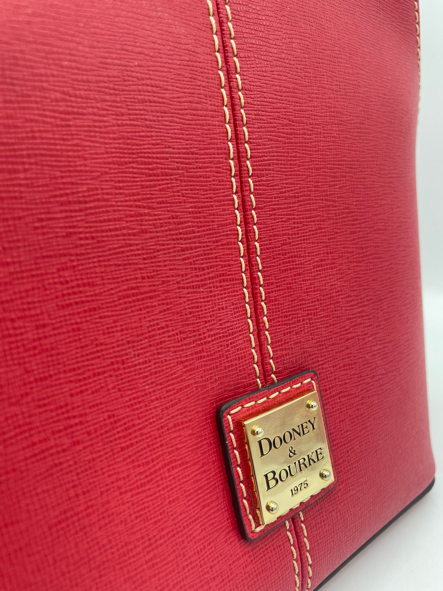 Dooney & Bourke Wexford Leather Trixie Crossbody – Red