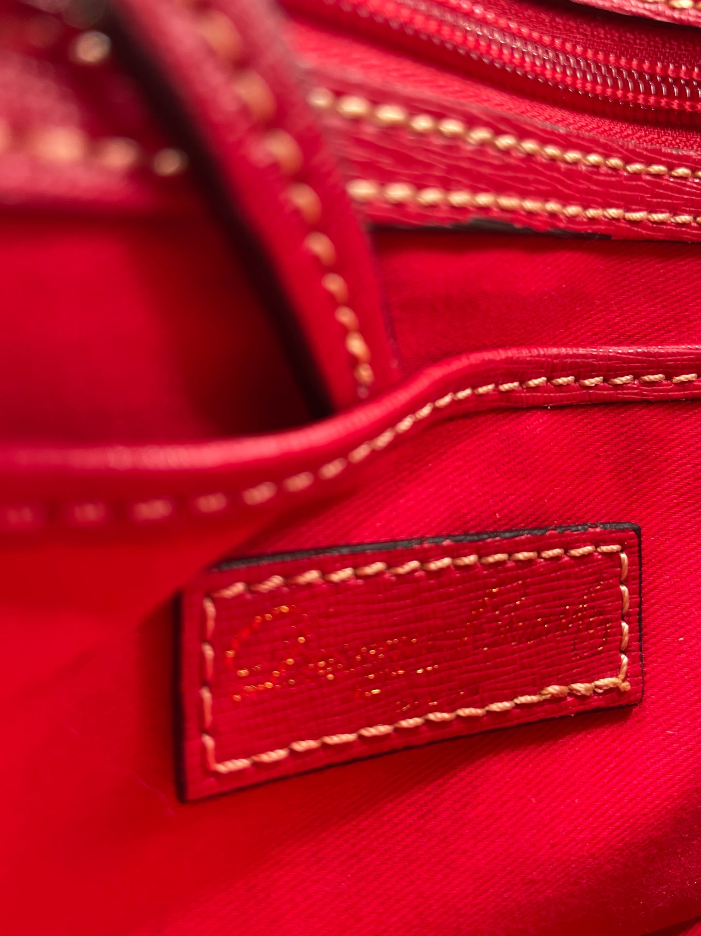 Dooney & Bourke Wexford Leather Trixie Crossbody – Red