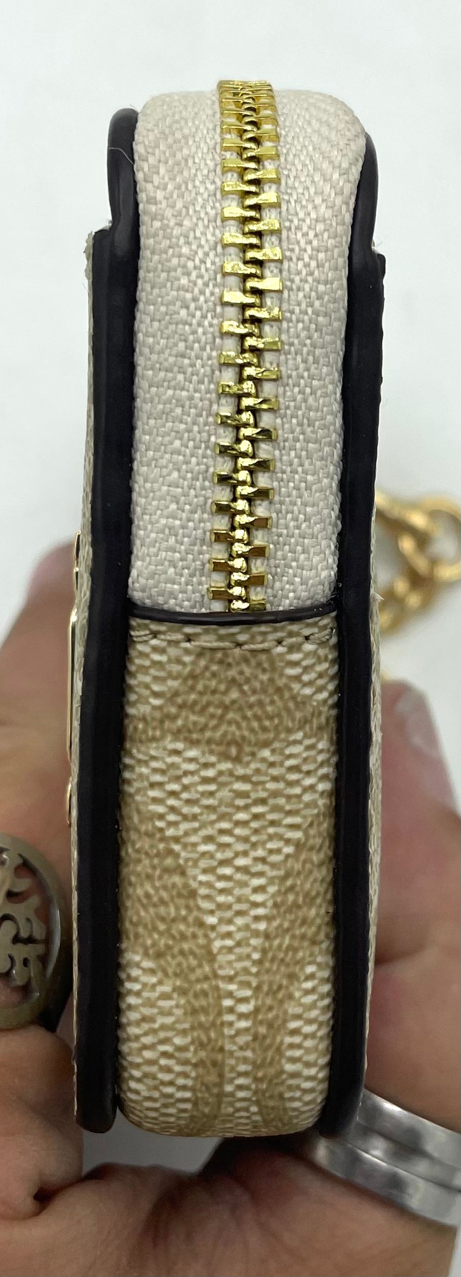 Coach Zip Card Case - Signature Print