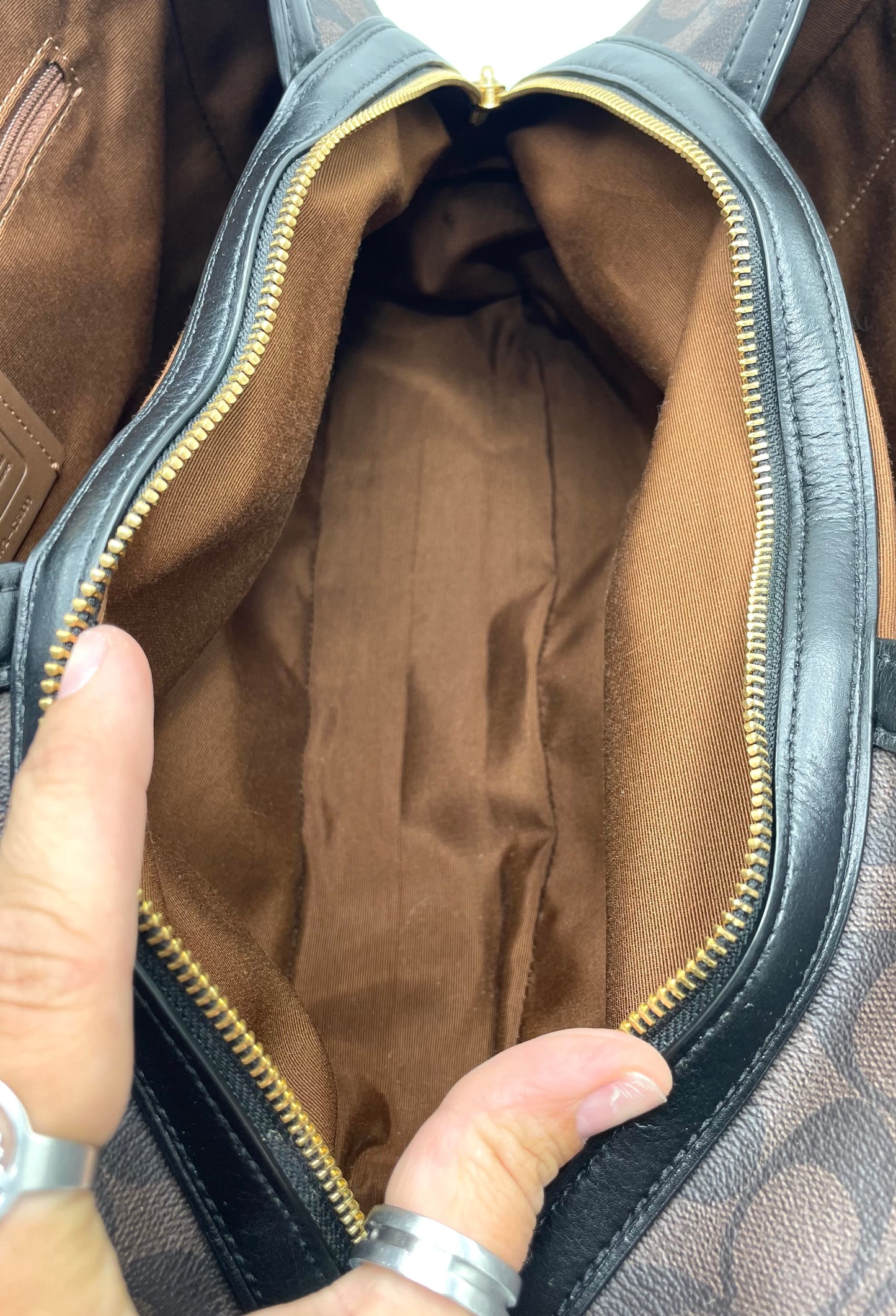 Coach Kristy Shoulder Bag – Signature Block (H2172-C6831)