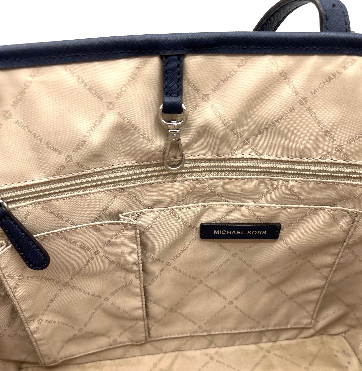 Michael Kors Medium Jet Set Carryall Love Tote