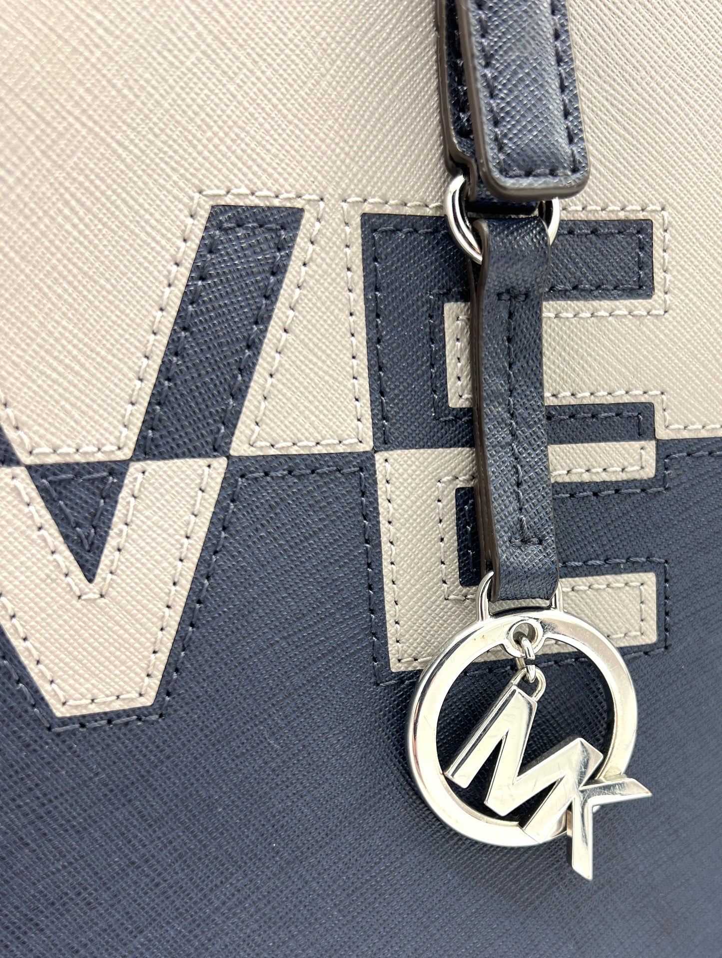 Michael Kors Medium Jet Set Carryall Love Tote