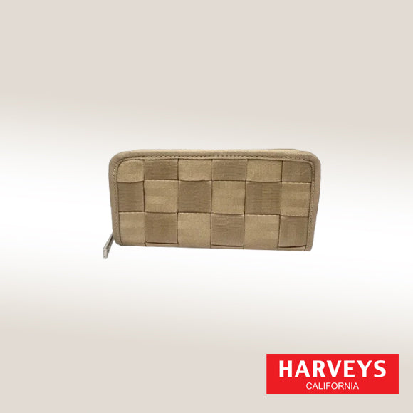 Harveys Larger Zip-Around Seatbelt Wallet – Champagne
