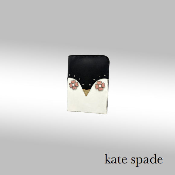 Kate Spade Frosty Penguin Passport Holder – WLRU5750