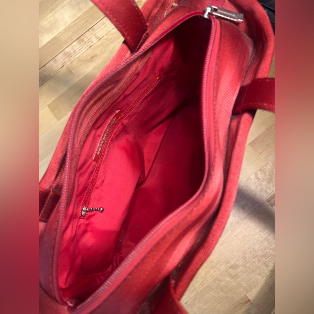 Harvey’s Seatbelt Bag