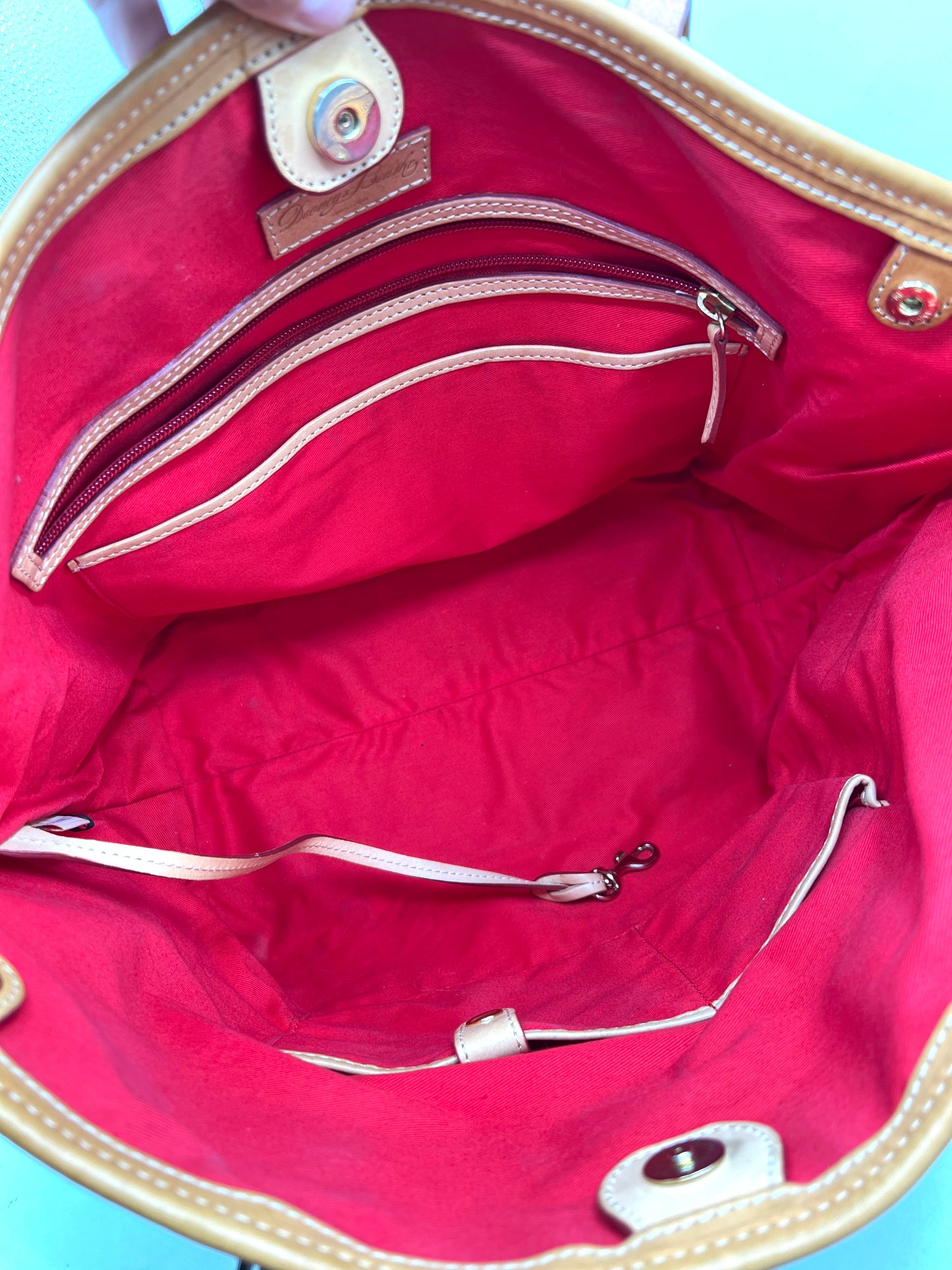 Dooney & Bourke East West Shopper Tote – Taupe Saffiano Leather with Vachetta Handles