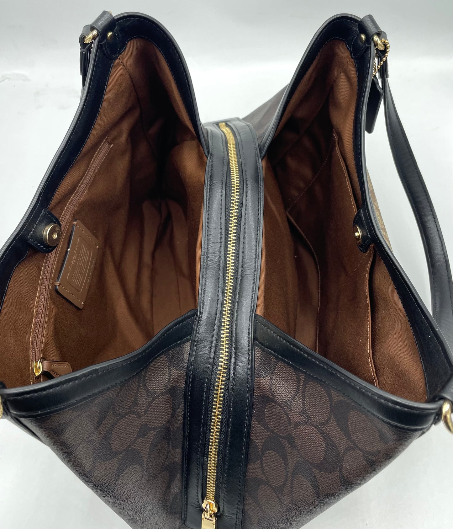 Coach Kristy Shoulder Bag – Signature Block (H2172-C6831)