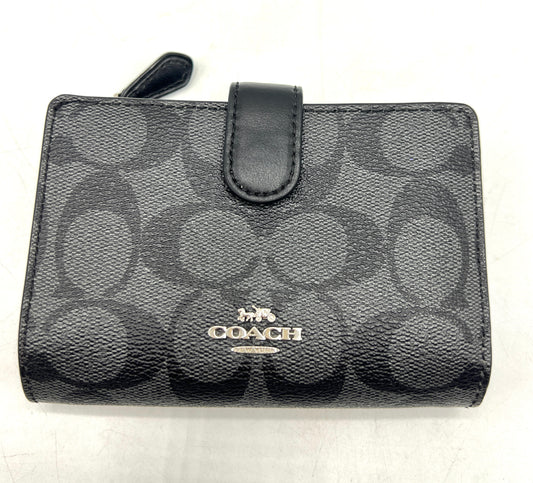 Coach F23553 Corner Zip Wallet – Black (Signature Canvas / Leather Trim)