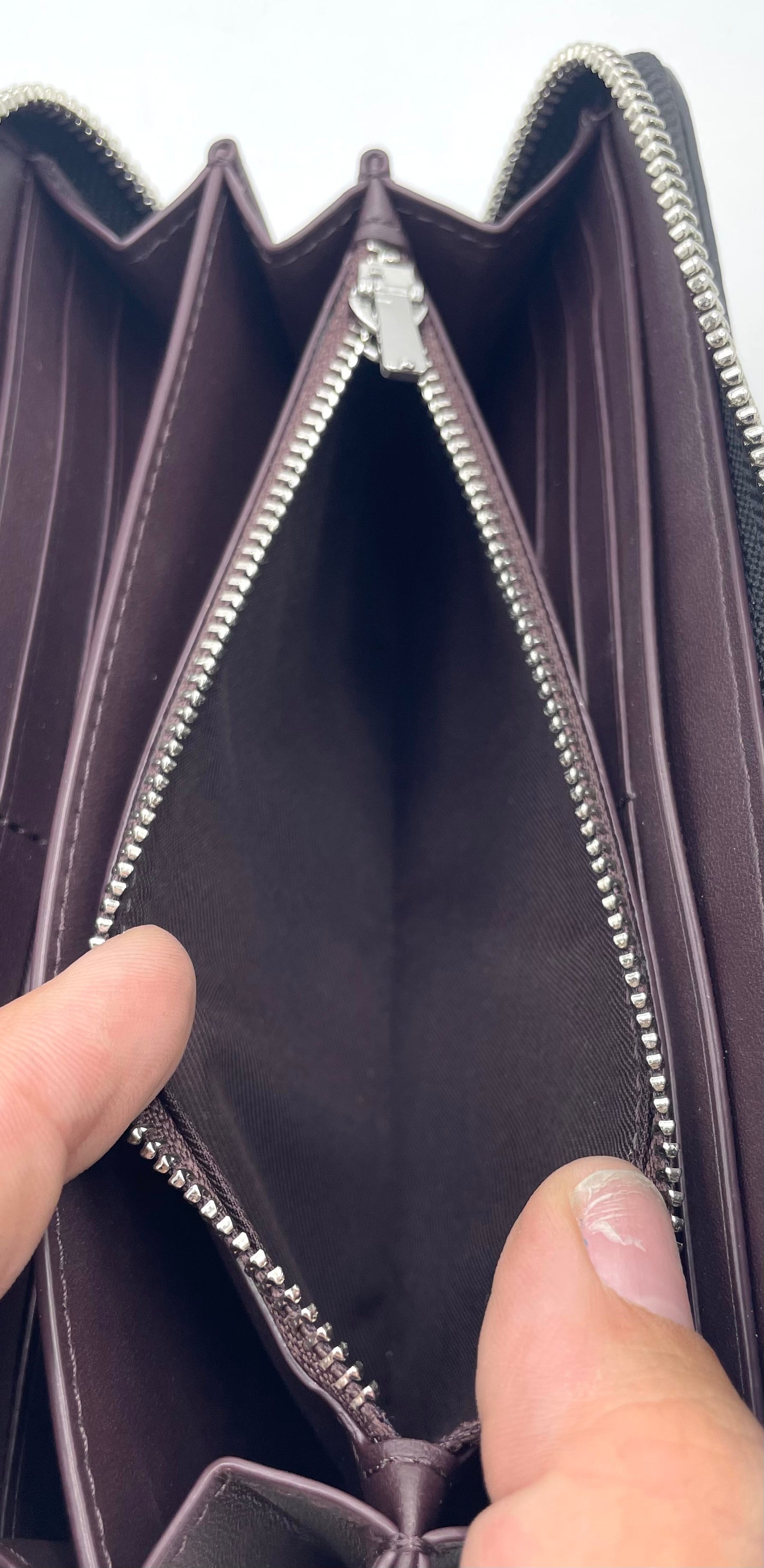 Coach Long Zip Around Wallet - Signature Jacquard