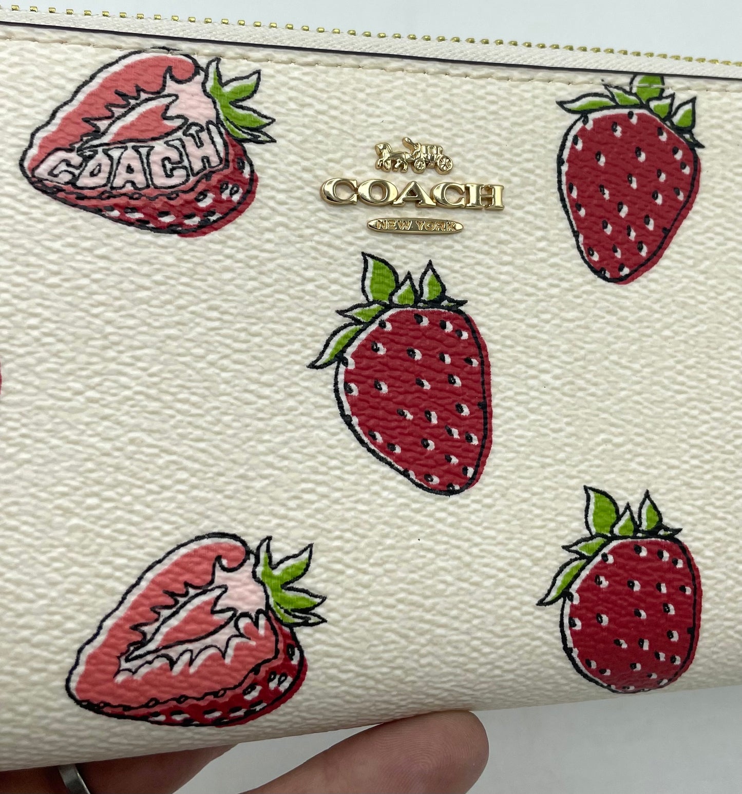 Coach Long Zip Around Wallet - Strawberries