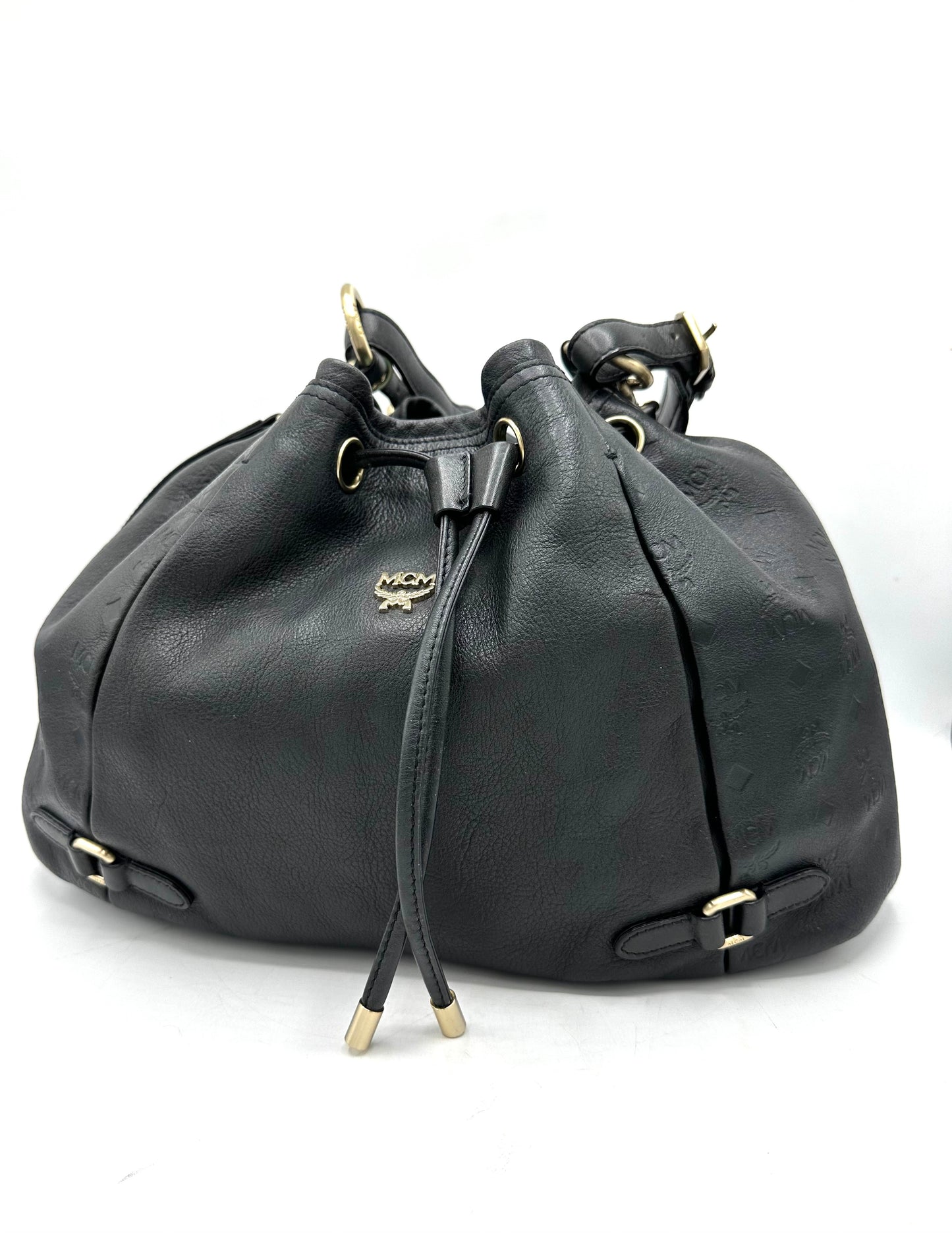 MCM Drawstring Bucket Bag in Leather – Dark Gray Leather with Gold Hardware