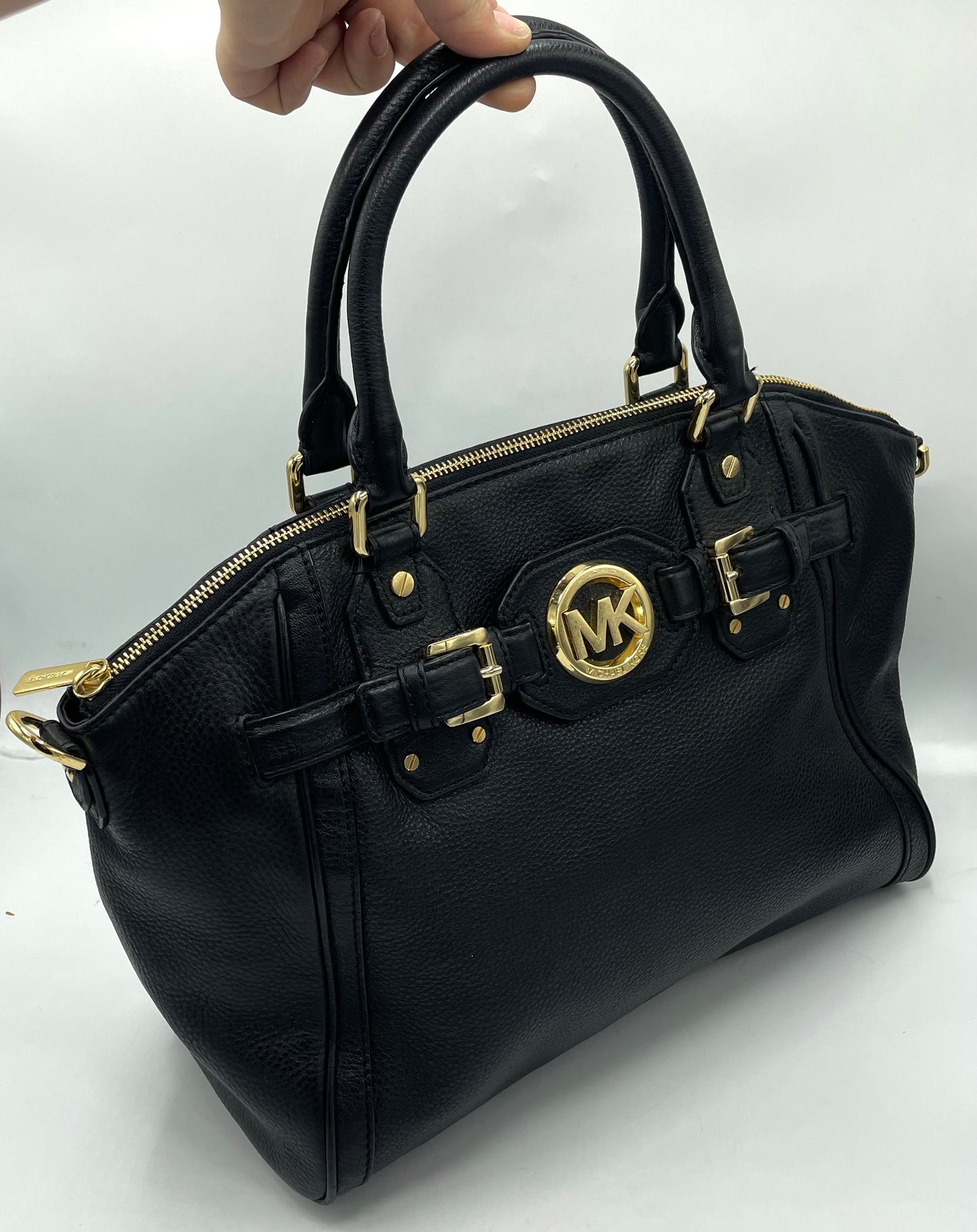 Michael Kors Hudson Shoulder Bag