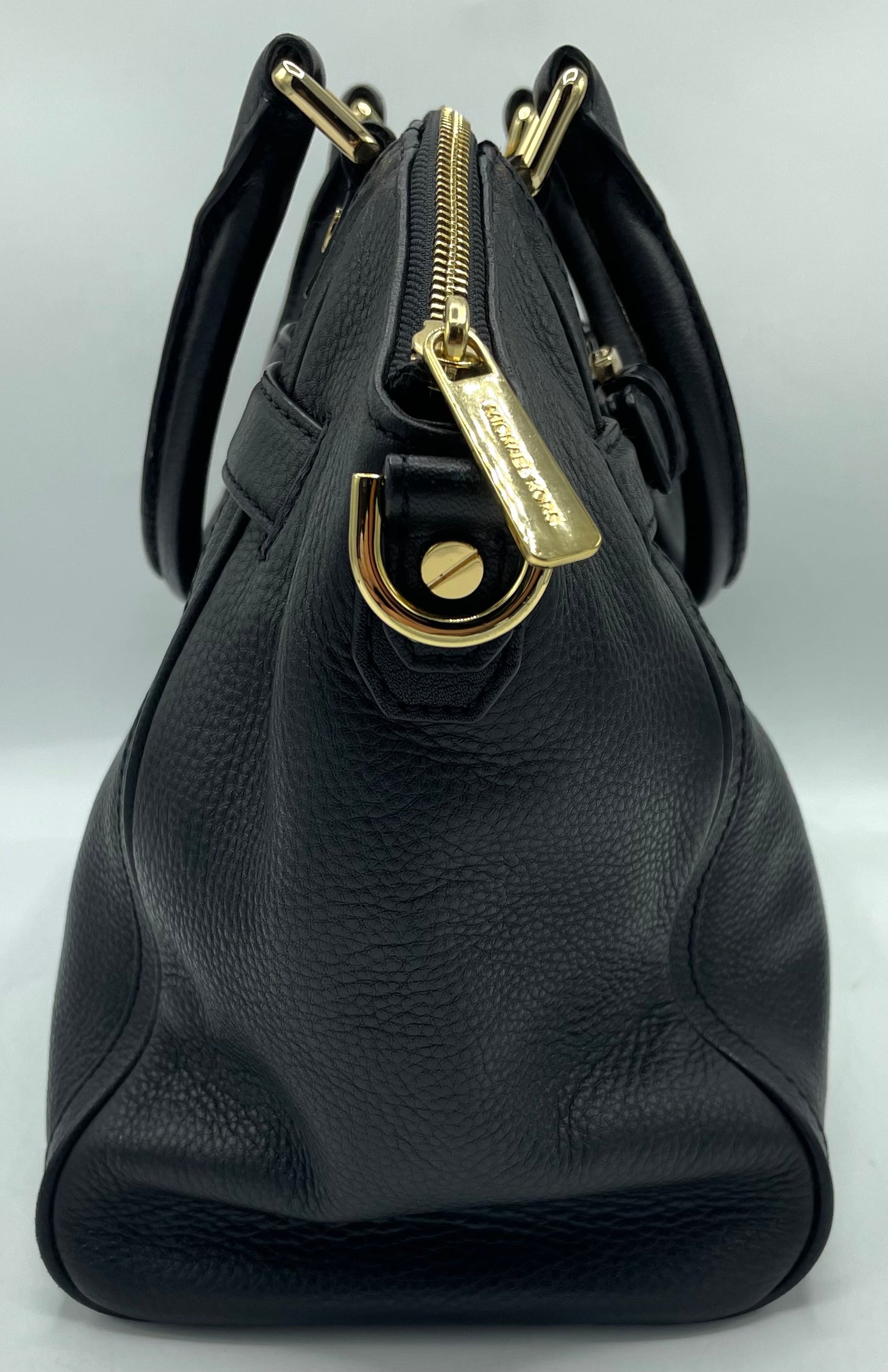Michael Kors Hudson Shoulder Bag