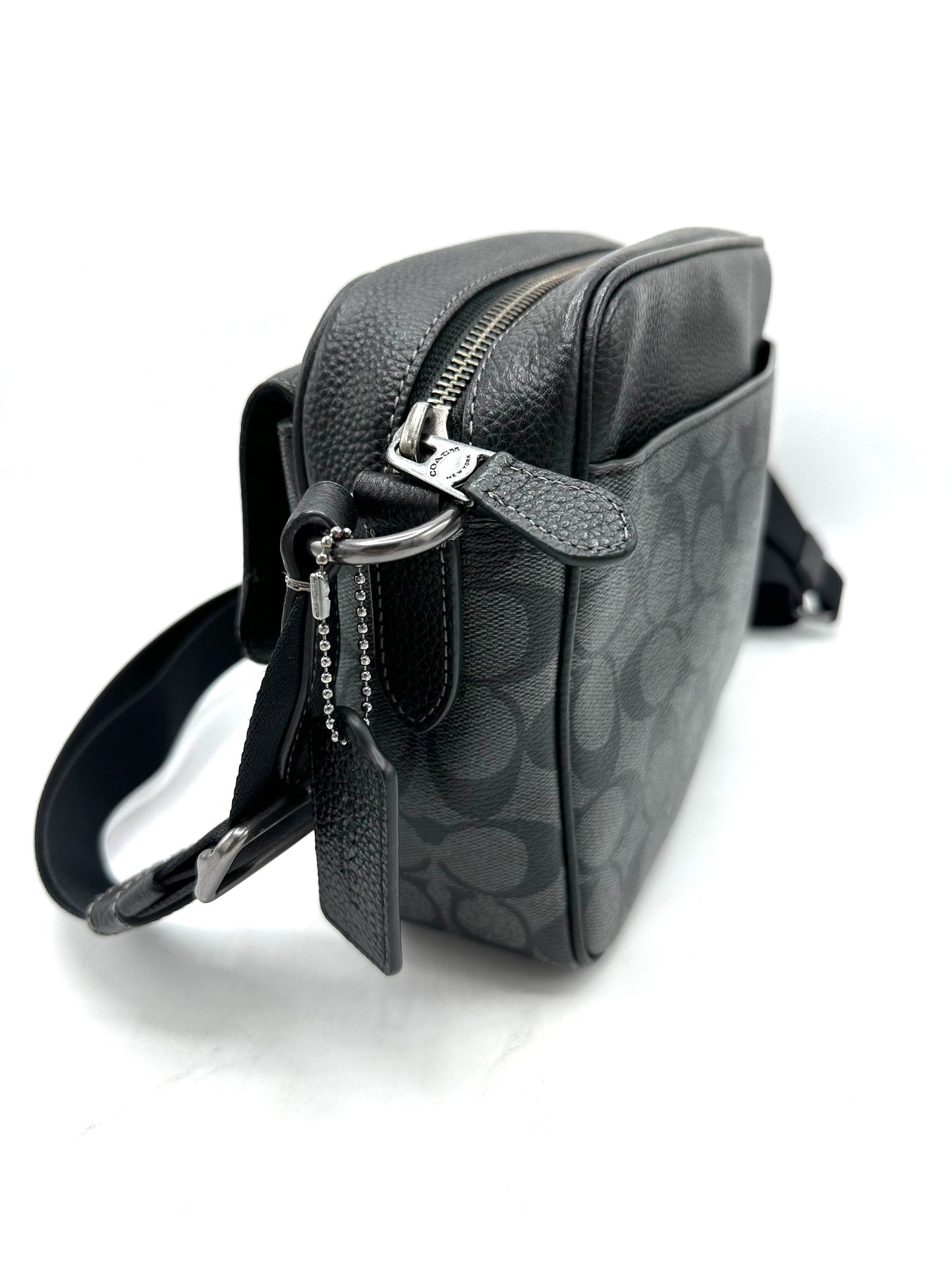 Coach Hudson Crossbody – Black Pebbled Leather & Grey Signature Coated Canvas