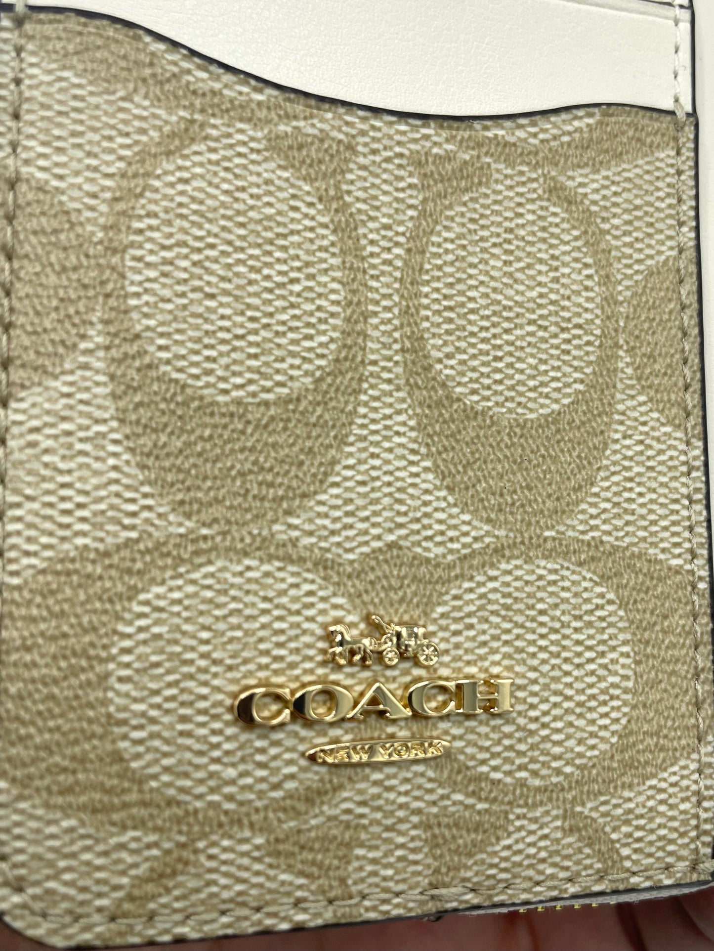 Coach Zip Card Case - Signature Print