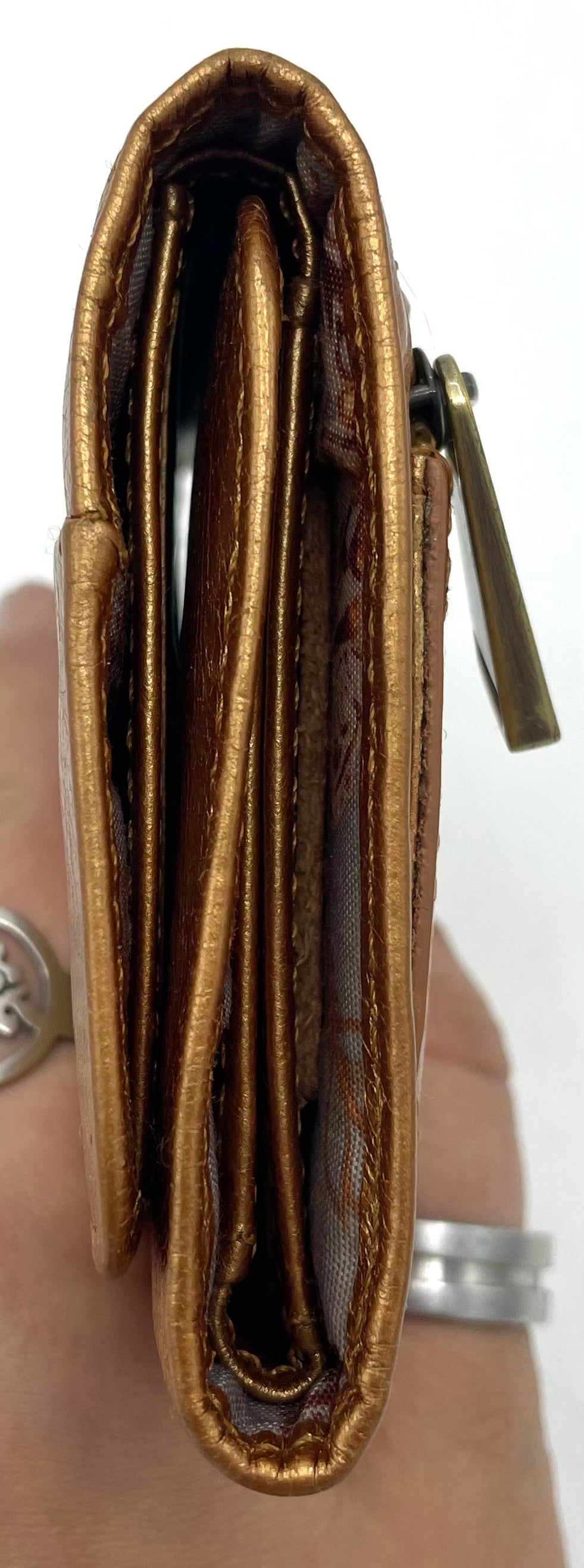 HOBO Jill Trifold Wallet