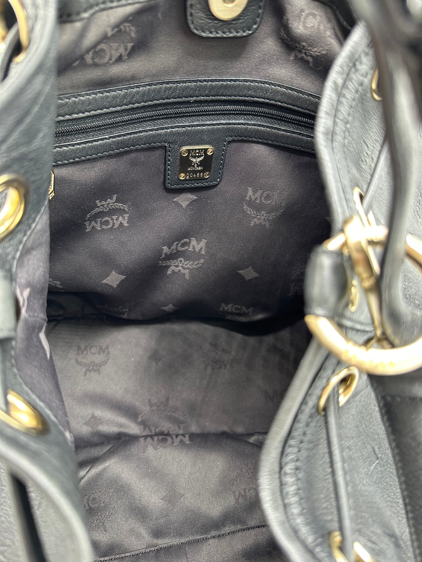 MCM Drawstring Bucket Bag in Leather – Dark Gray Leather with Gold Hardware